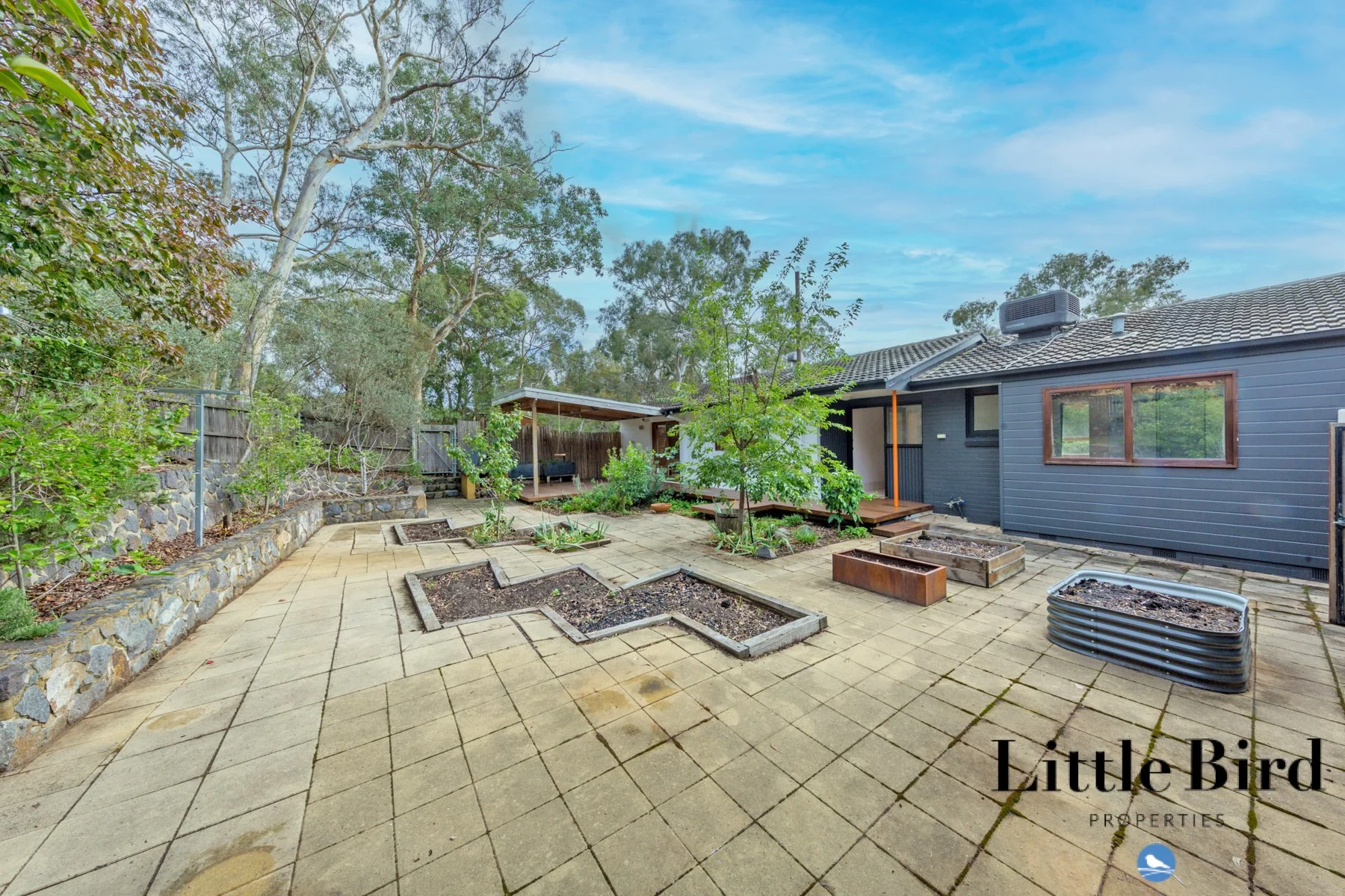 42 Jalanga Cres Aranda_20.jpg