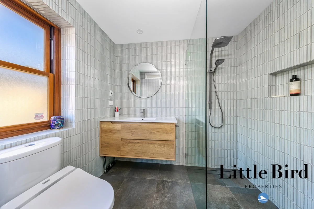 20 Francis st Yarralumla_11.jpg