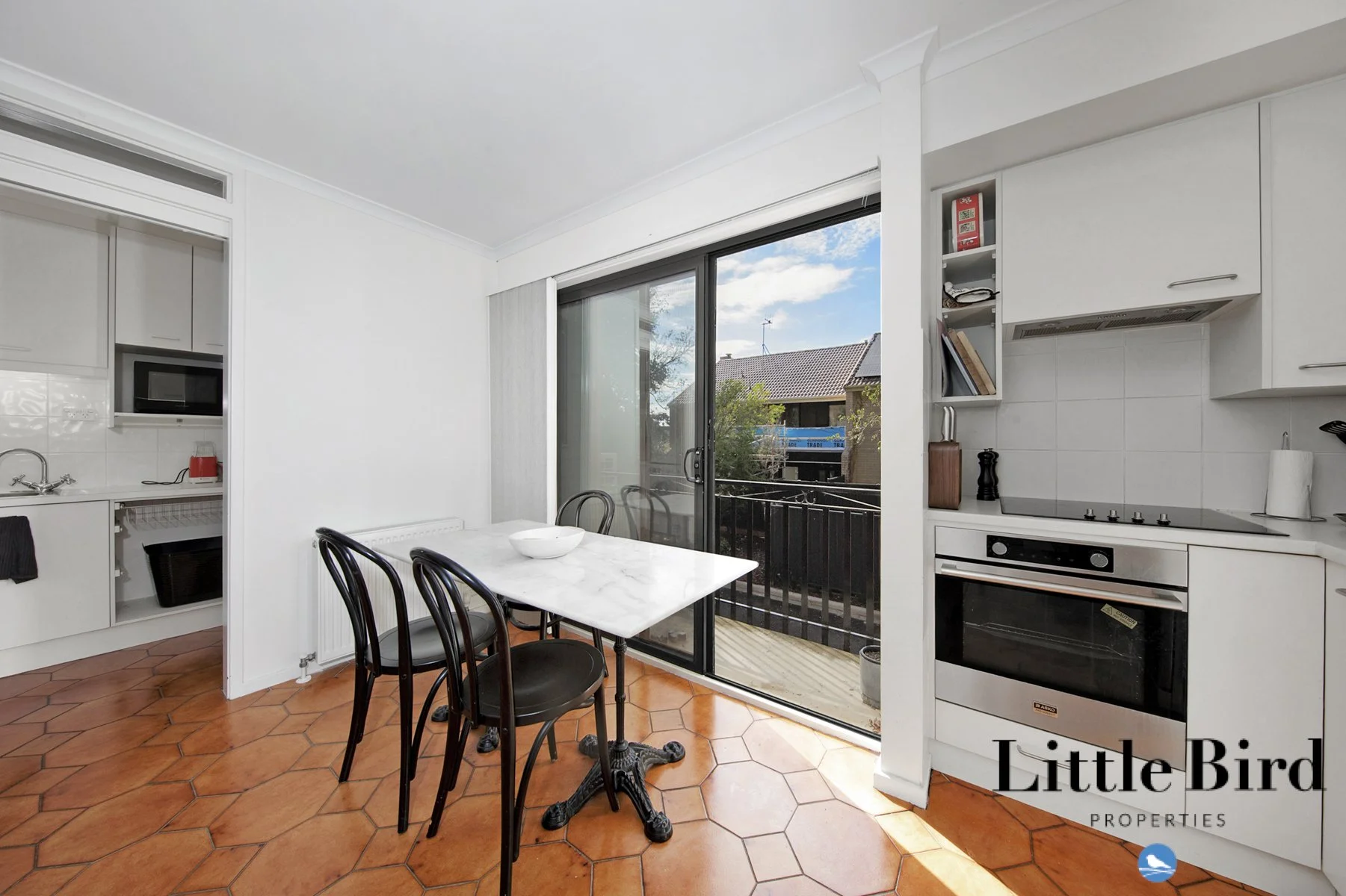 3_14 Currie Cres Kingston_11.jpg