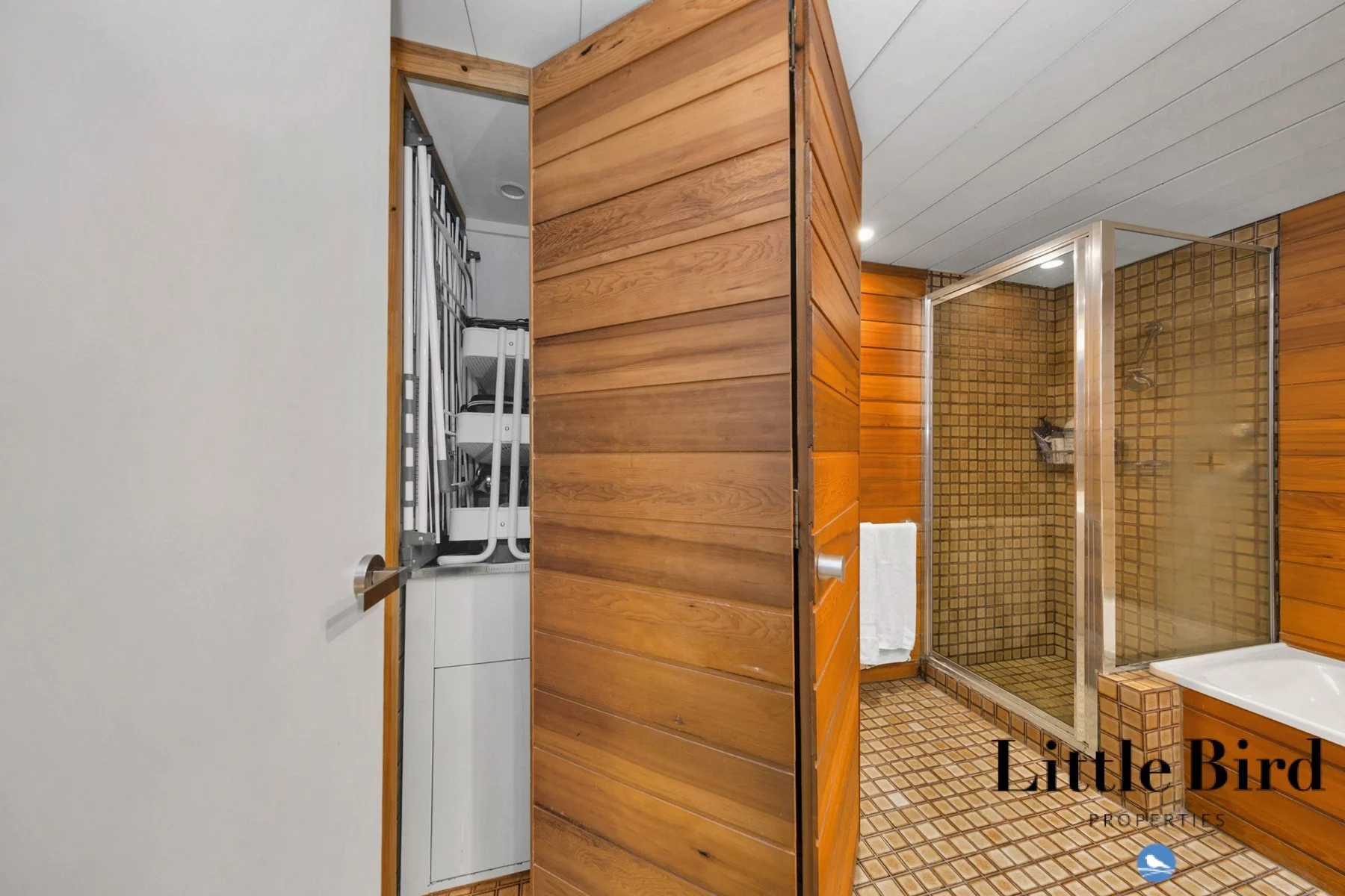 34_18 Currie Cres Kingston_10.jpg