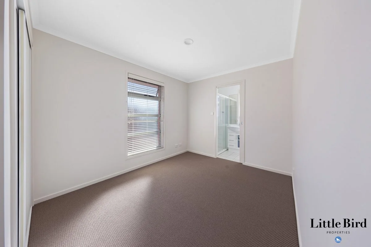 2_4 Taroona Place Lyons_8.jpg