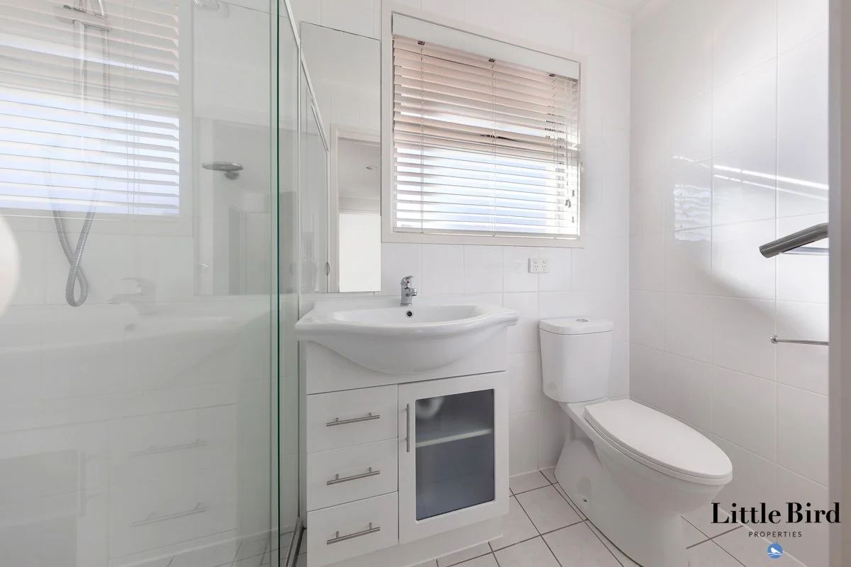 2_4 Taroona Place Lyons_9.jpg