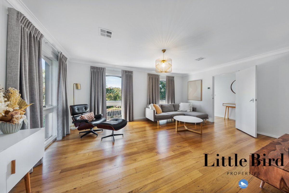 20 Solomon Cres Latham_4.jpg