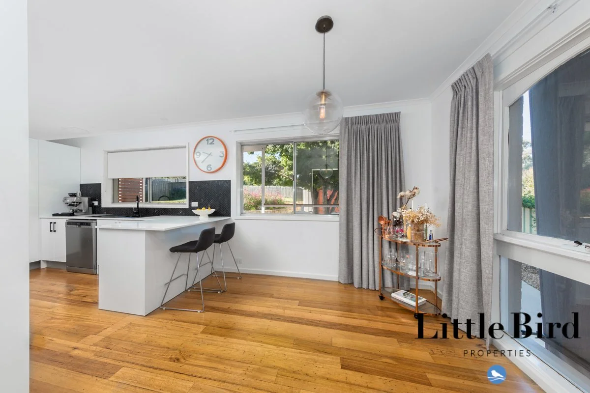 20 Solomon Cres Latham_5.jpg