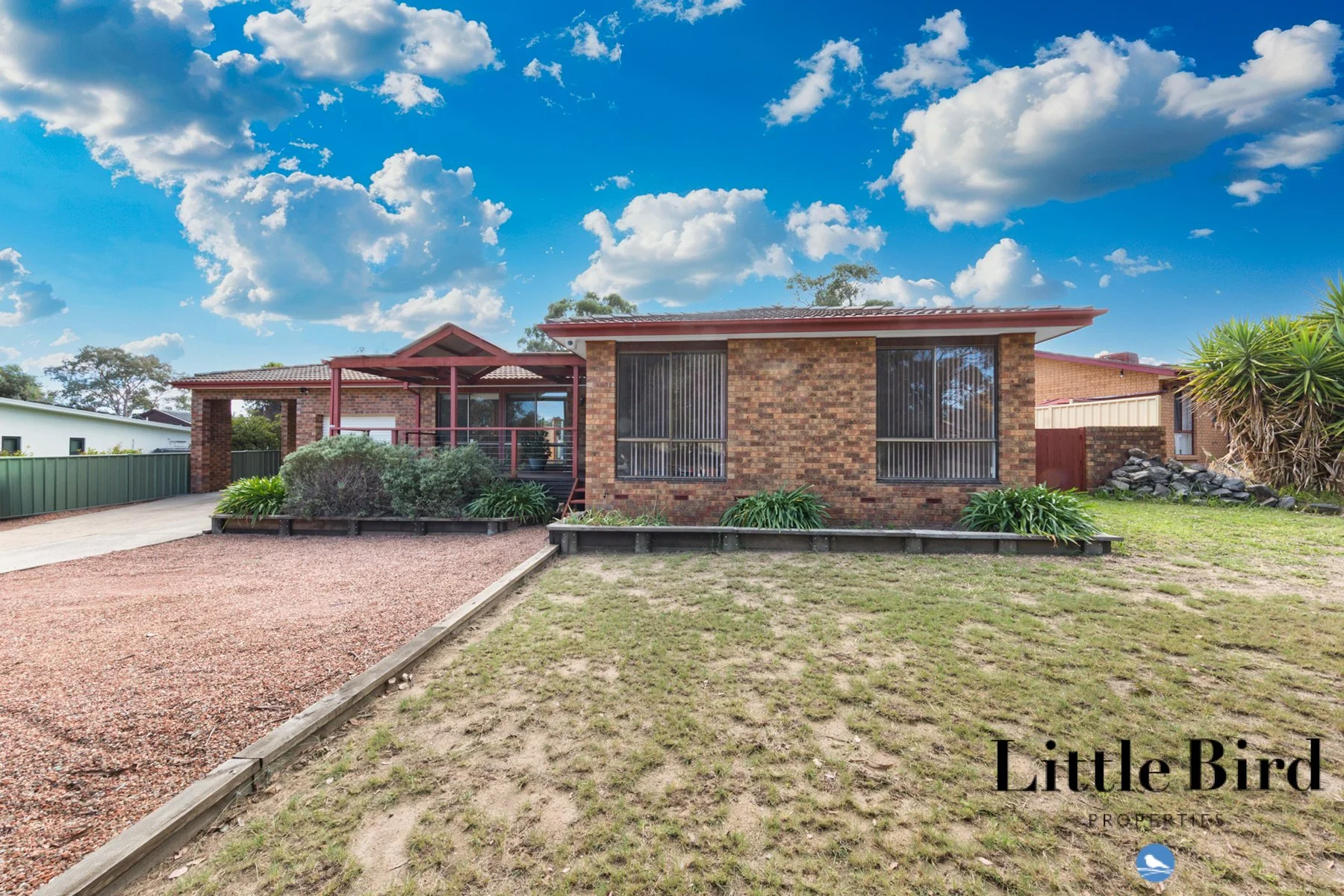 19 Deamer Cres Chisholm_2.jpg