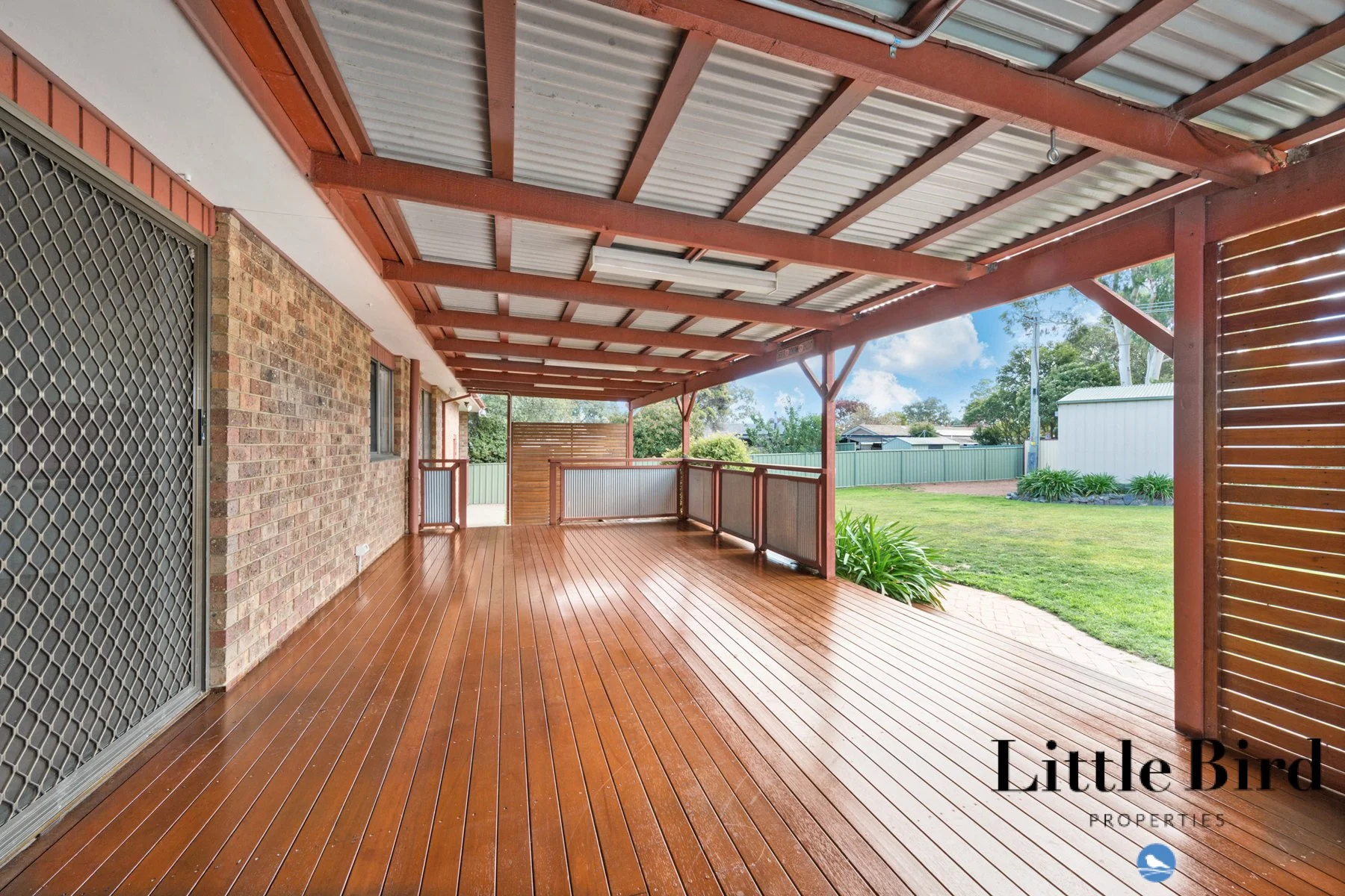 19 Deamer Cres Chisholm_17.jpg