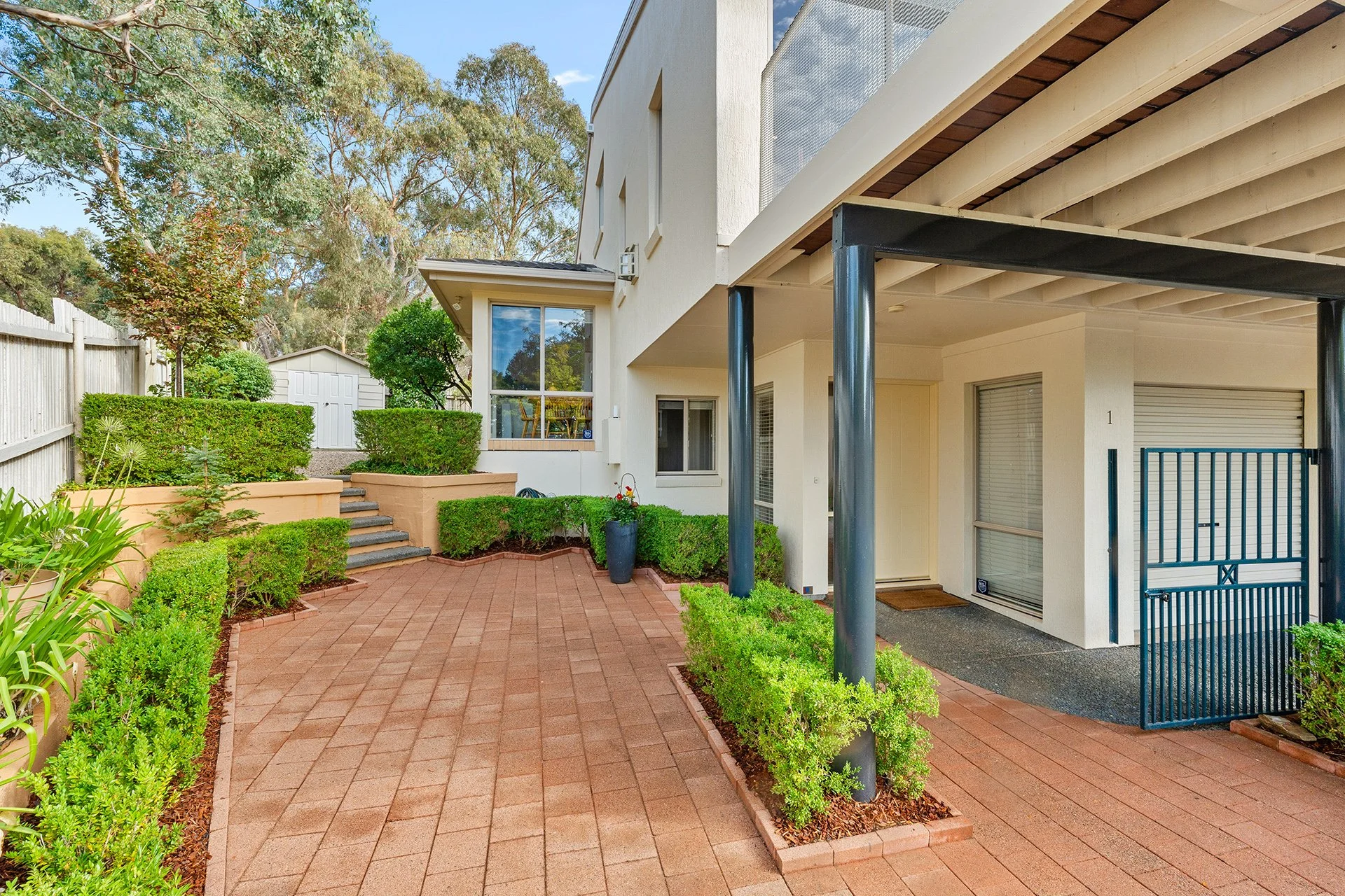 Lyneham 1-17 Fernyhough Street_006.jpg