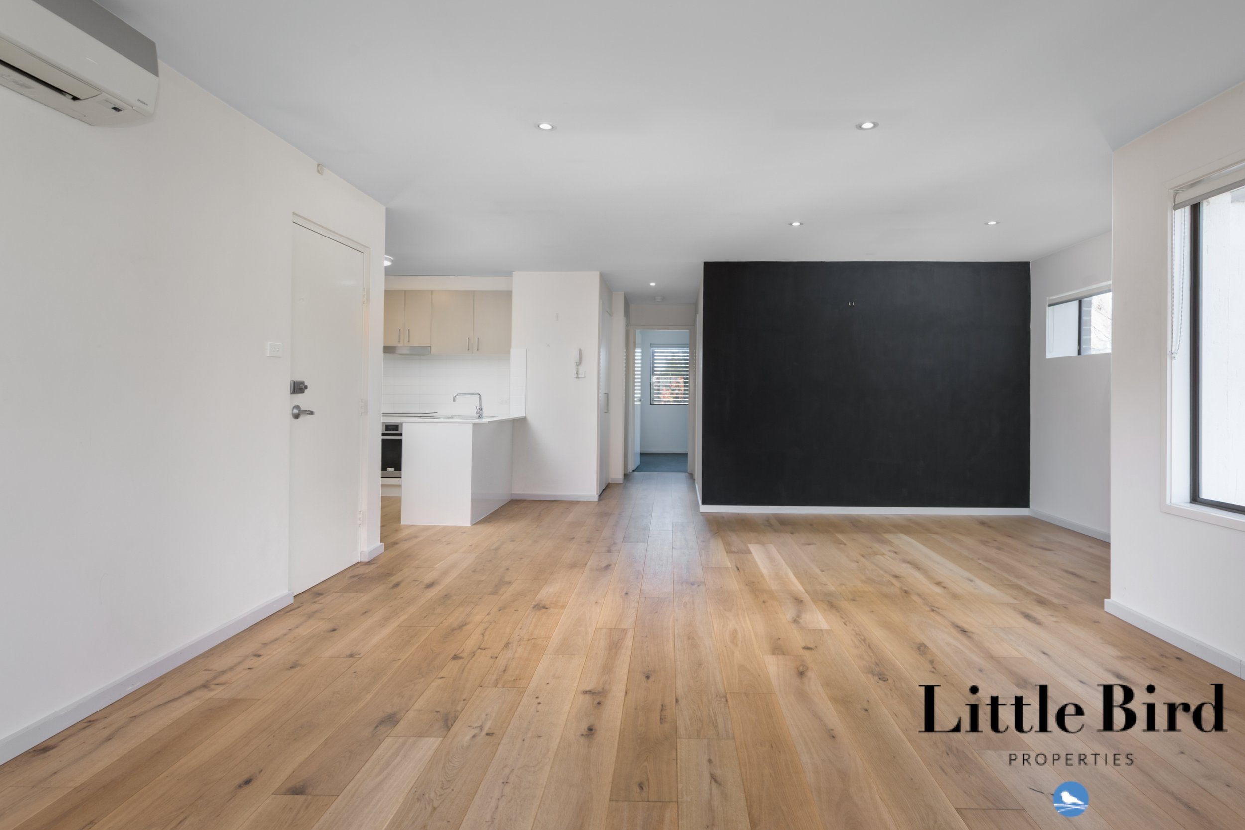 3_39 Jerrabomberra Ave Narrabundah_6.jpg