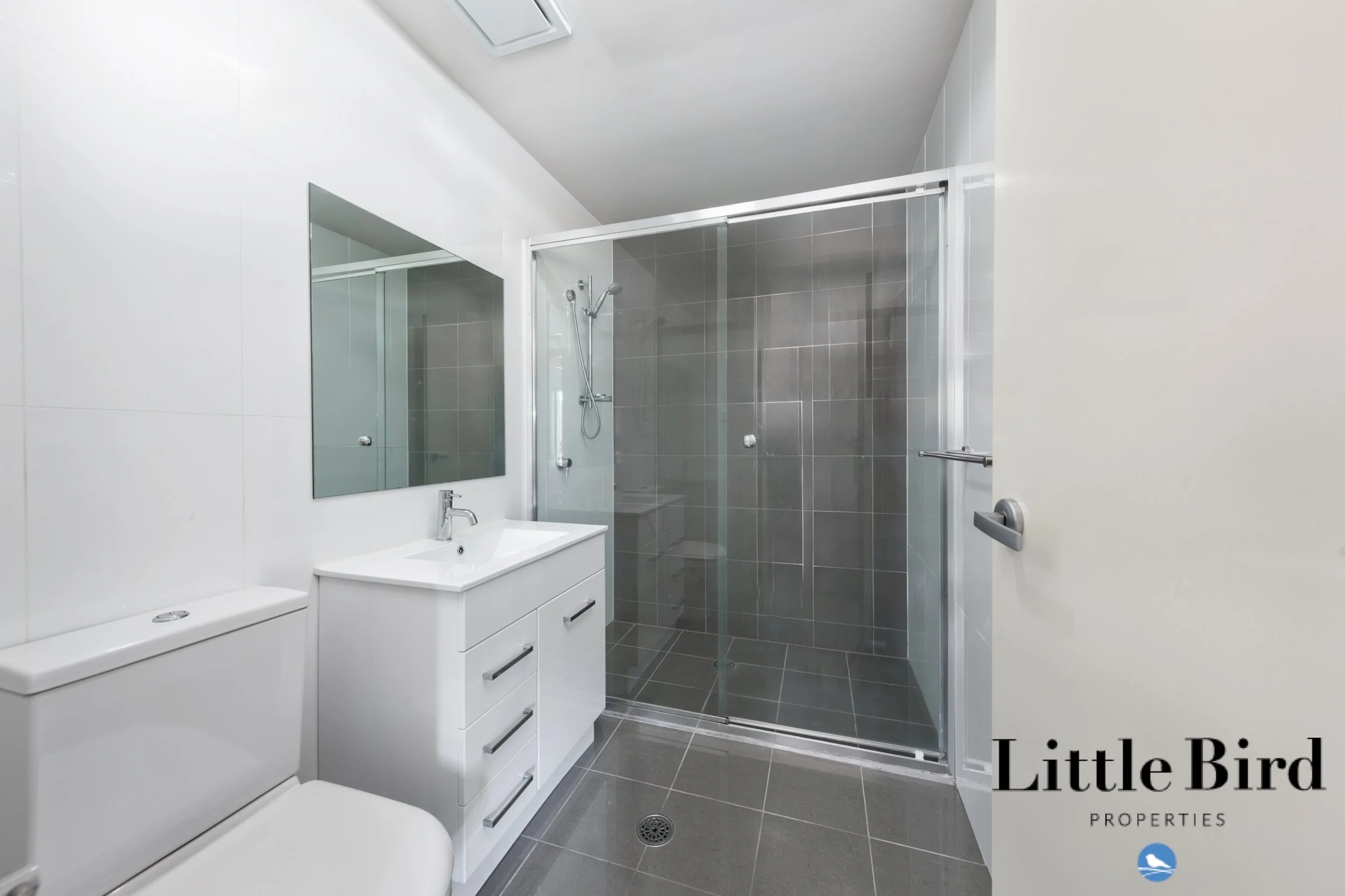3_39 Jerrabomberra Ave Narrabundah_11.jpg
