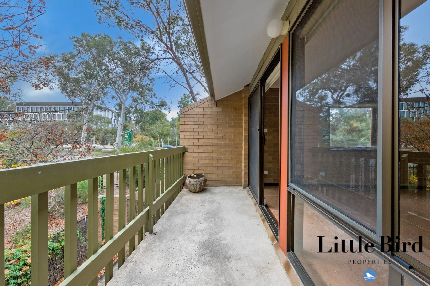 82_9 Murdoch St Lyneham_14.jpg