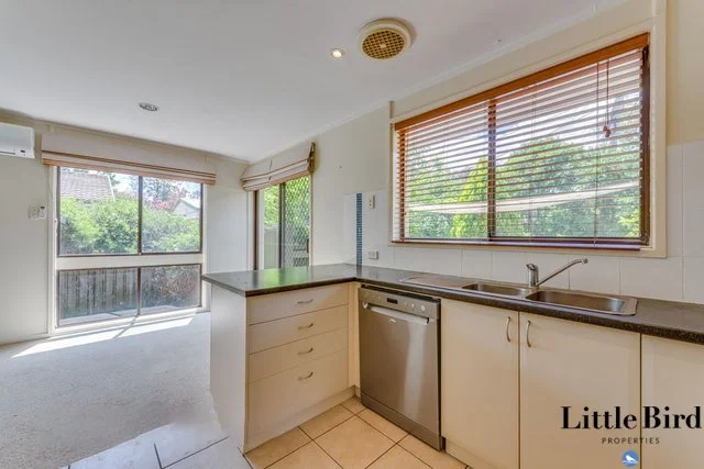 Kitchen2.jpg