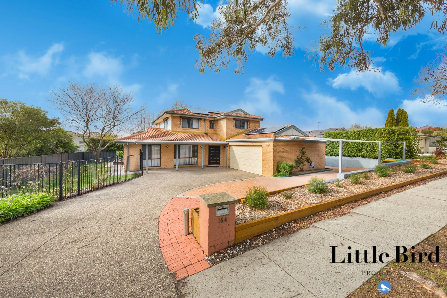 154 Paul Coe Cres Ngunnawal_1.jpg