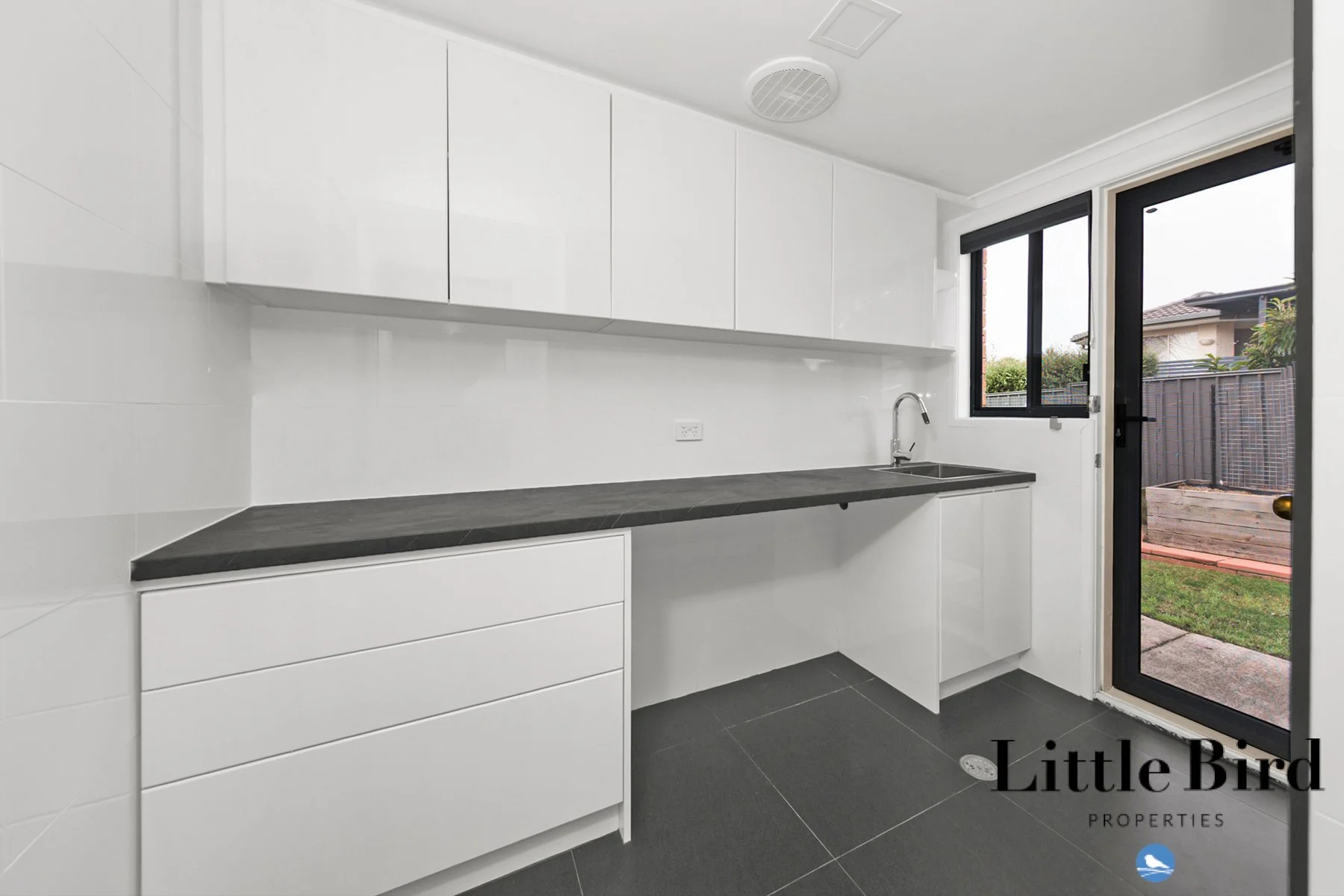 154 Paul Coe Cres Ngunnawal_20.jpg