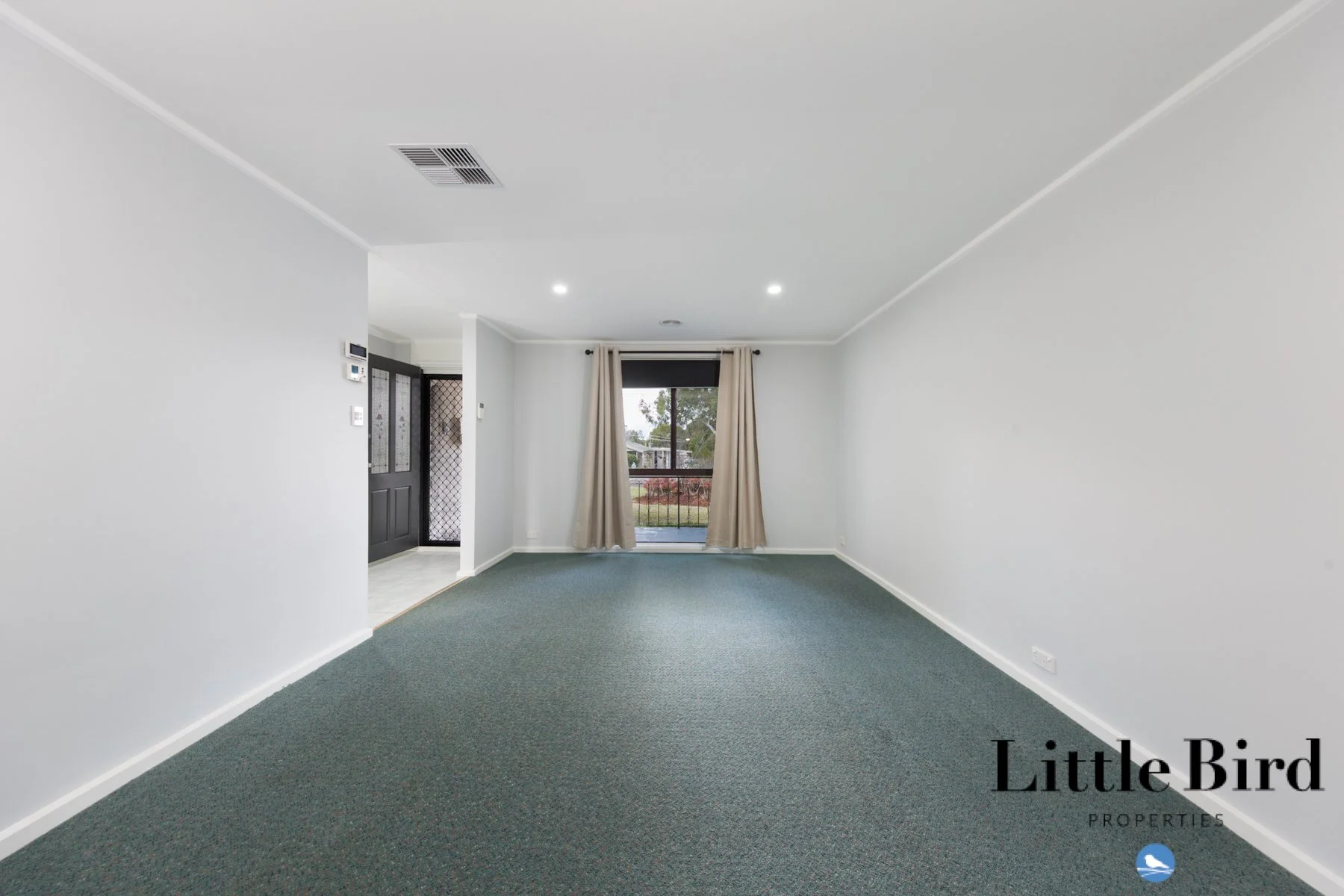 58 Bosworth Cir Kambah_7.jpg