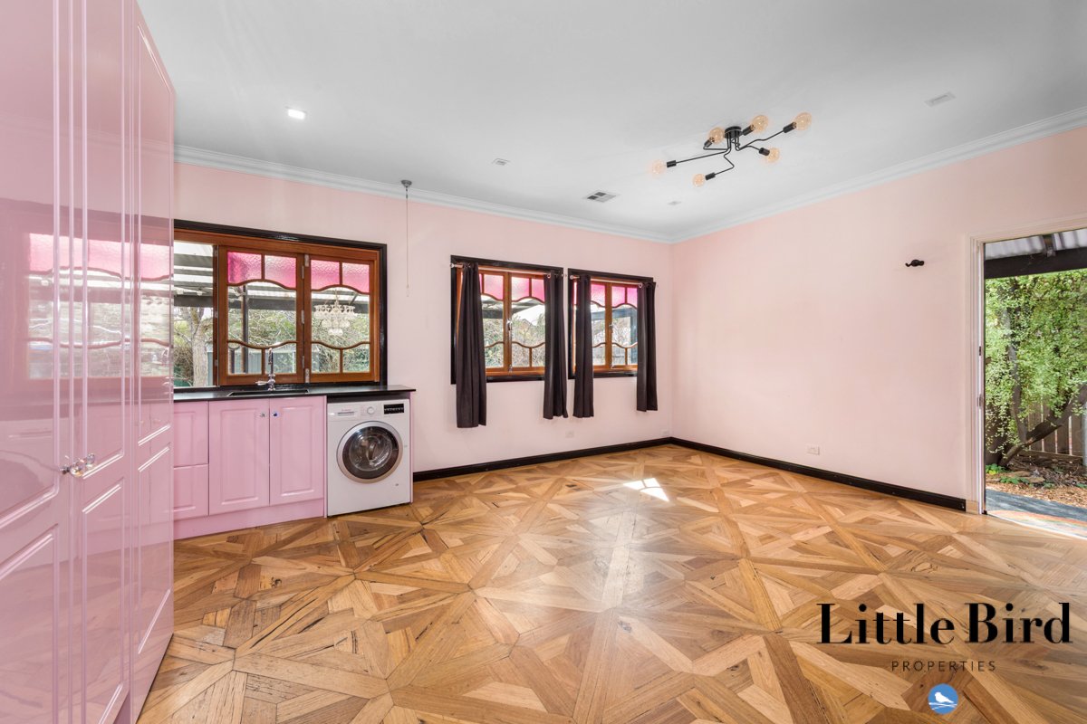 10 Euroka st Narrabundah_8.jpg