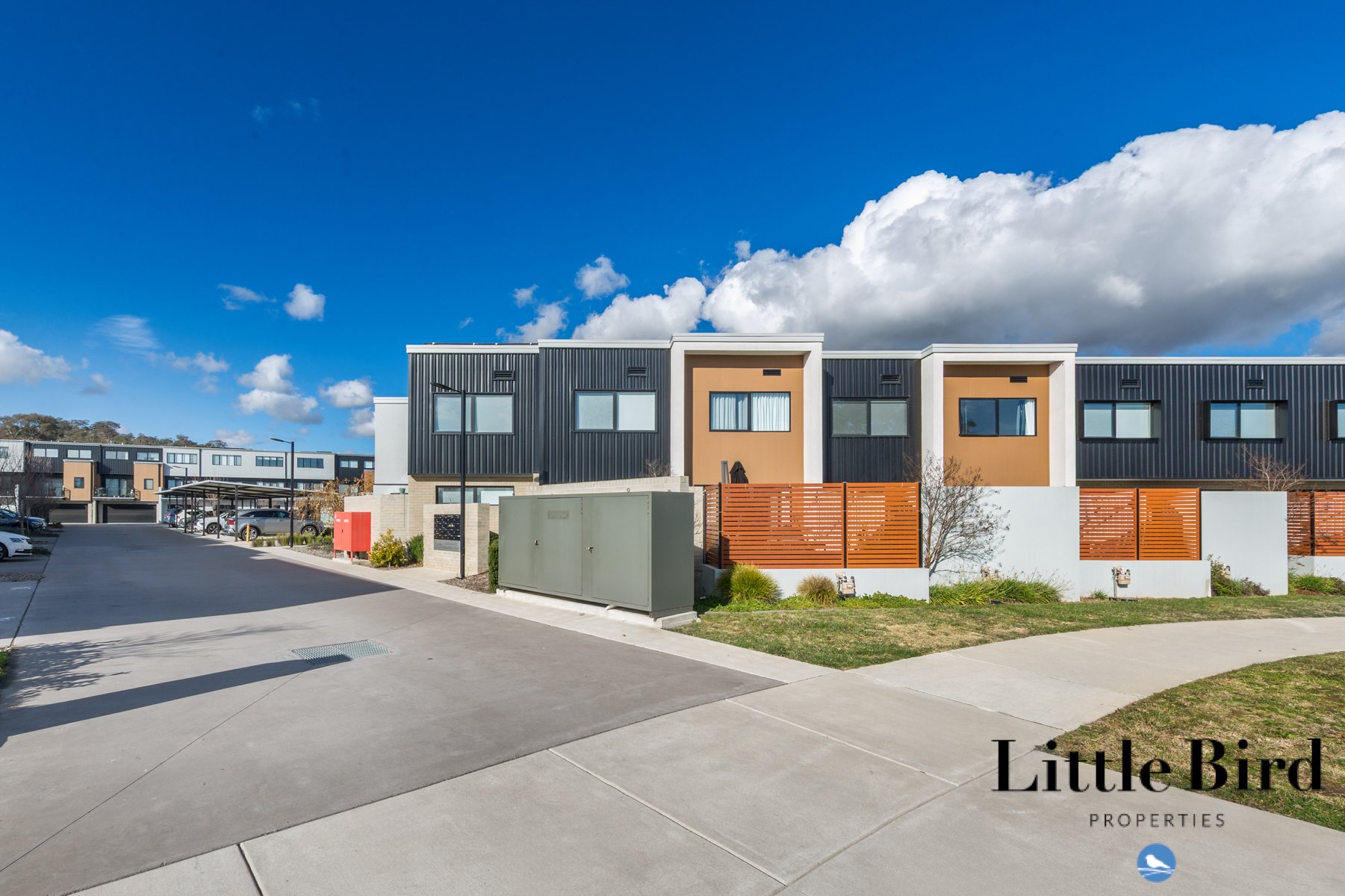 63_12 Hawksbill St Throsby_1.jpg