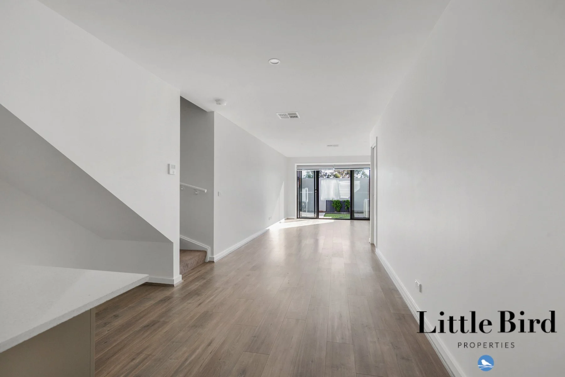 63_12 Hawksbill St Throsby_9.jpg