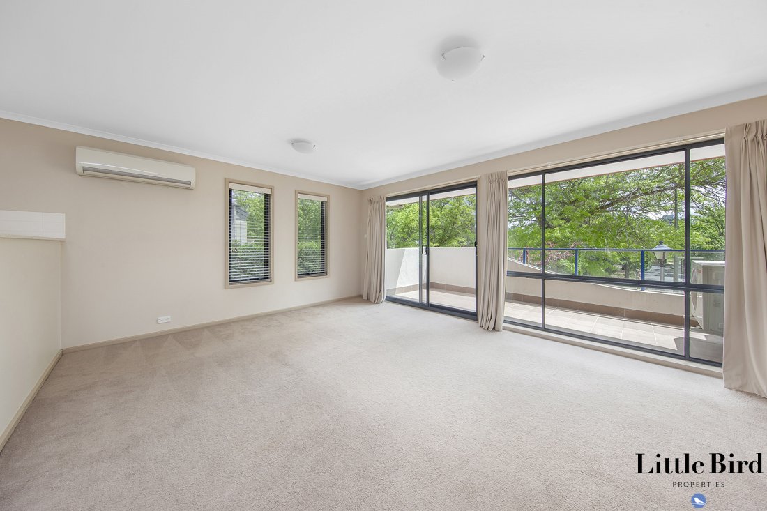 9_56 Ijong Street Braddon_4.jpg