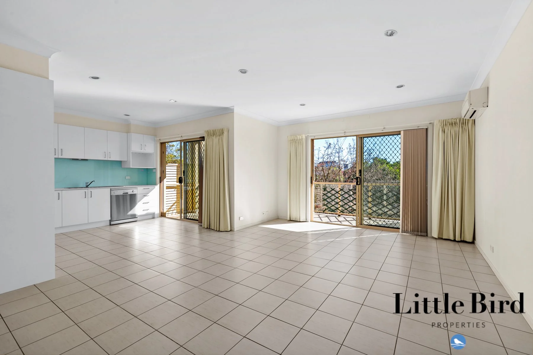7_13 Burra Pl Braddon_6.jpg