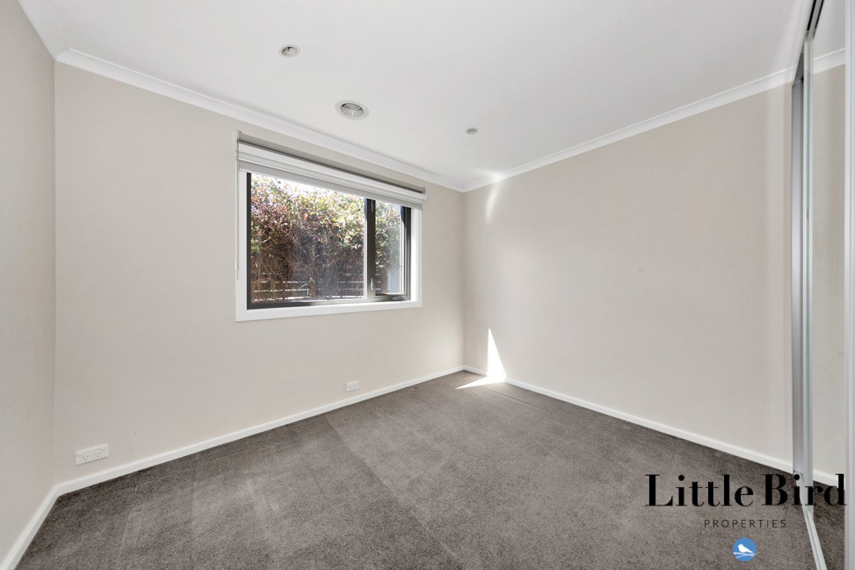 7 Eggleston cres Chifley_15.jpg