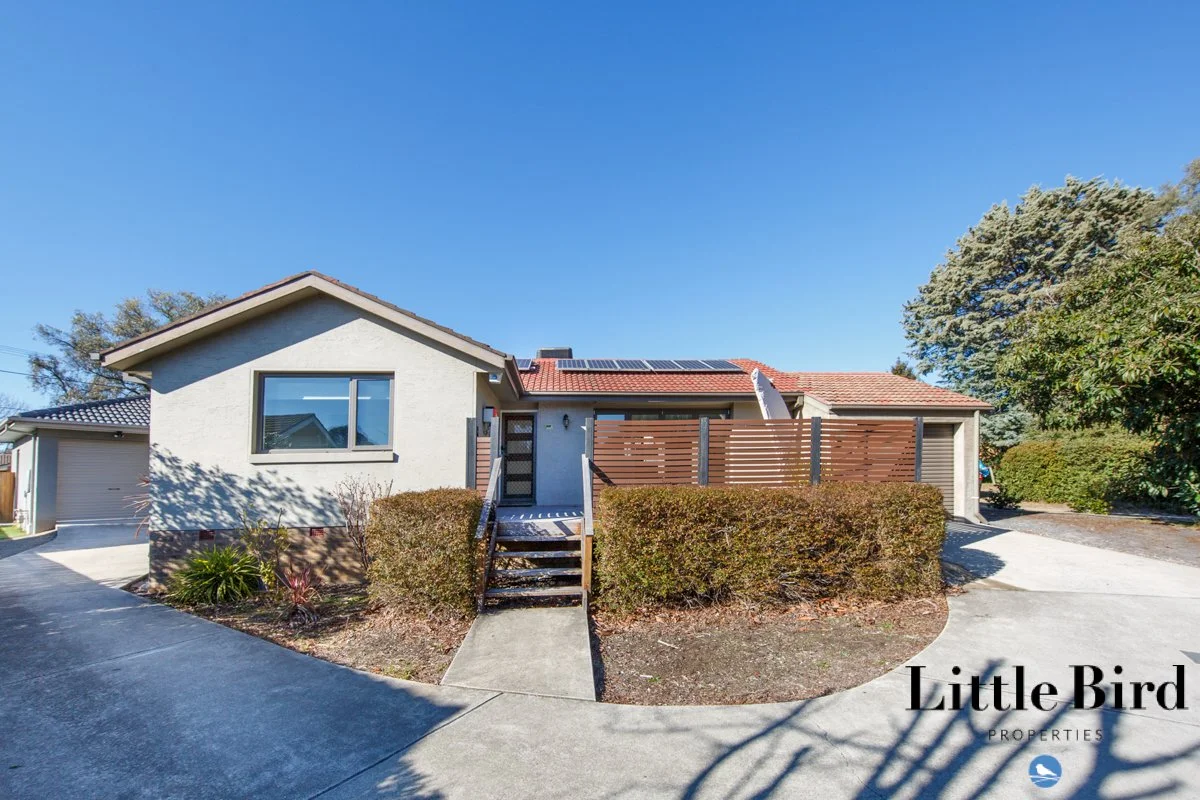 7 Eggleston cres Chifley_2.jpg