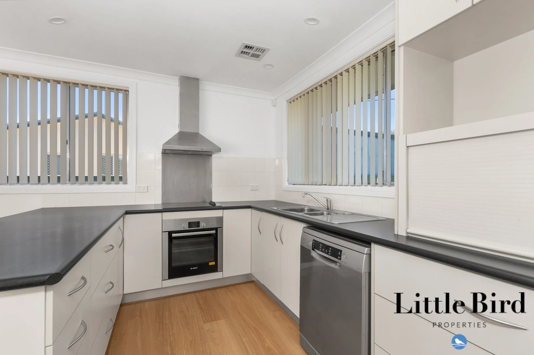 40 Chillagoe St Fisher_9.jpg