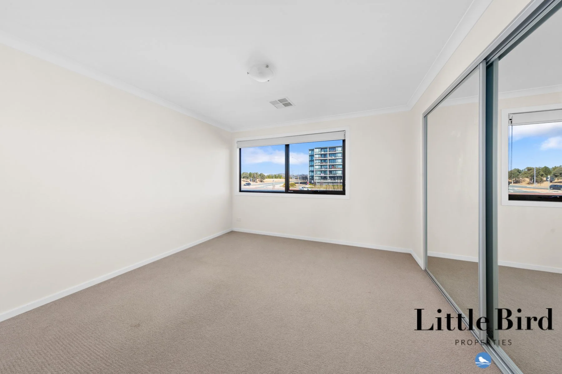 18 John Gorton Dr Coombs_16.jpg