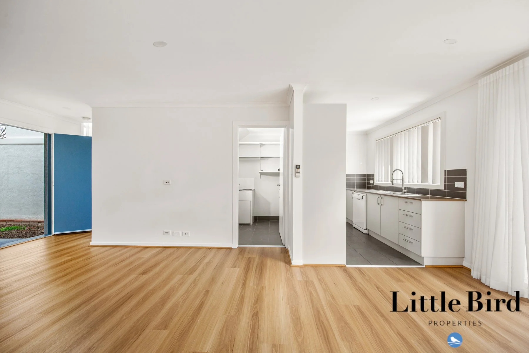 79_46 Kings Canyon St Harrison_7.jpg