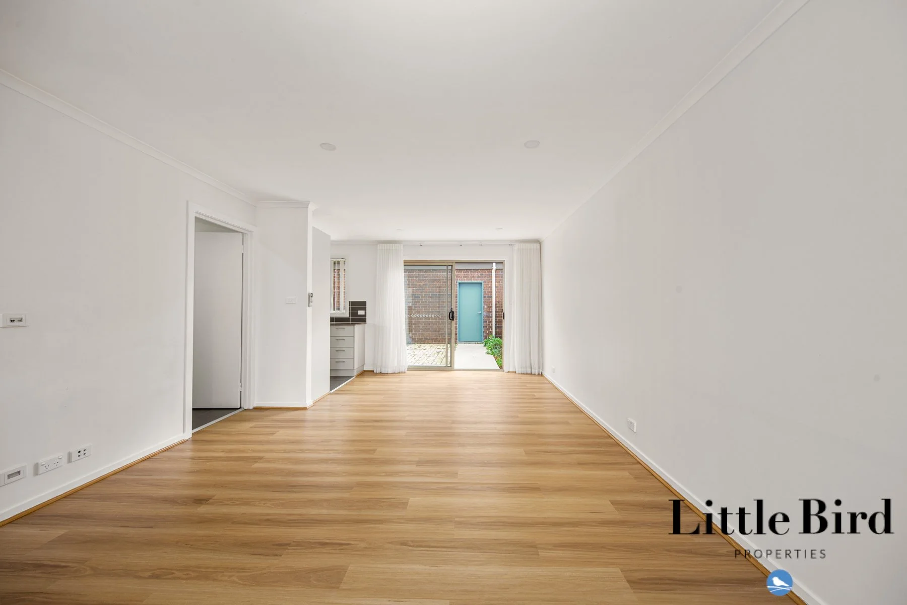 79_46 Kings Canyon St Harrison_8.jpg