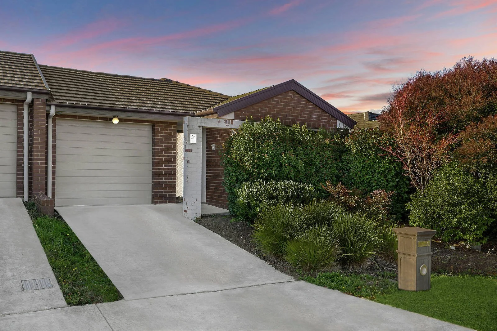 Downloaded-premium51986258-Front1dusk.jpg