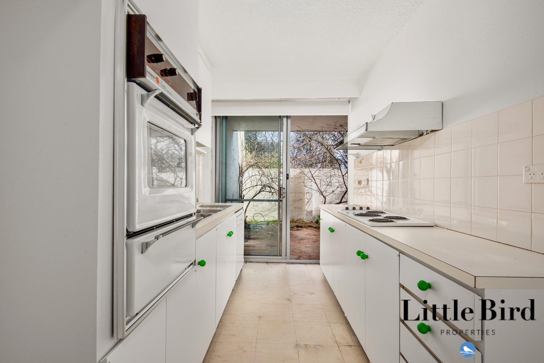 7_8 Giles St Griffith_8.jpg