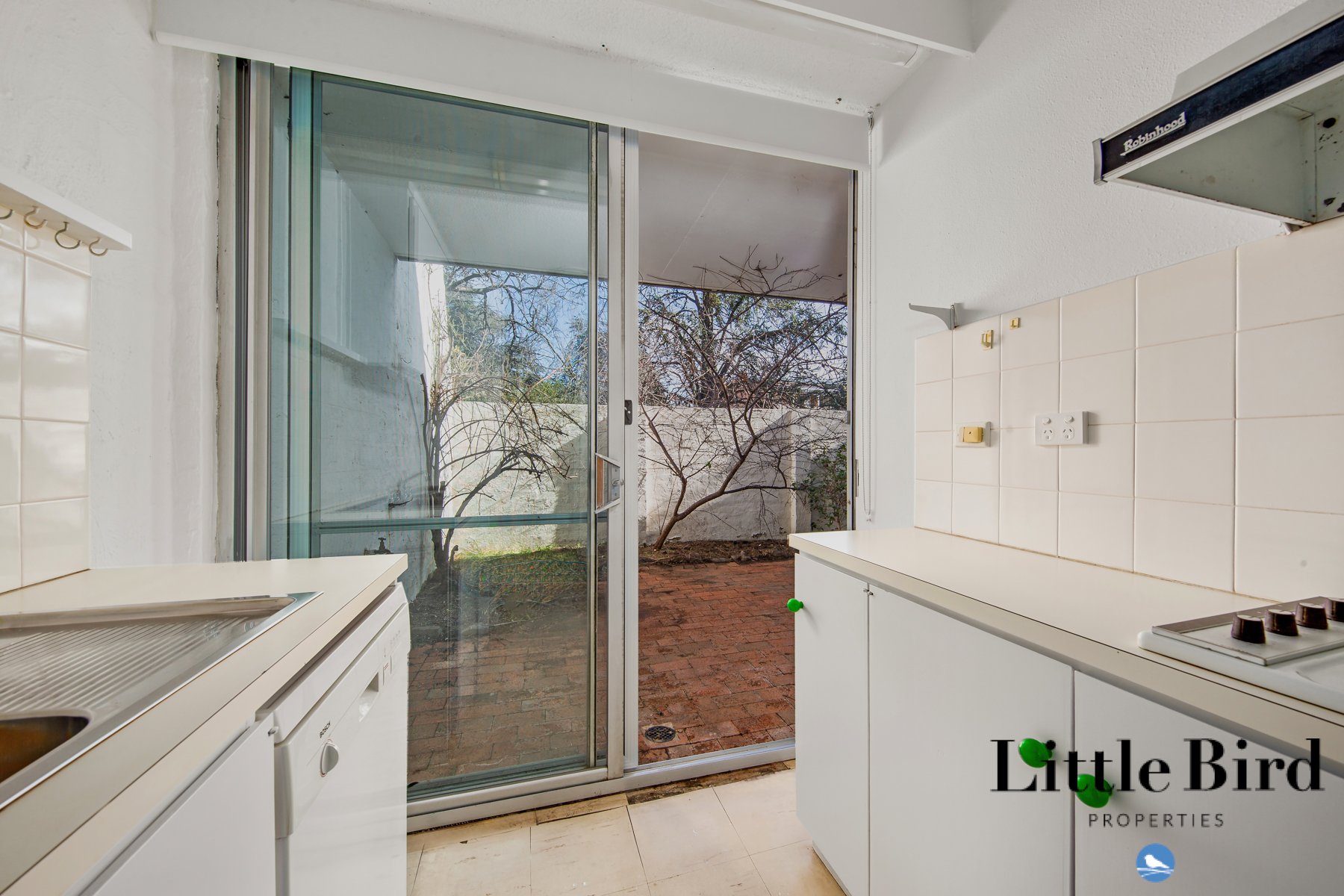 7_8 Giles St Griffith_9.jpg