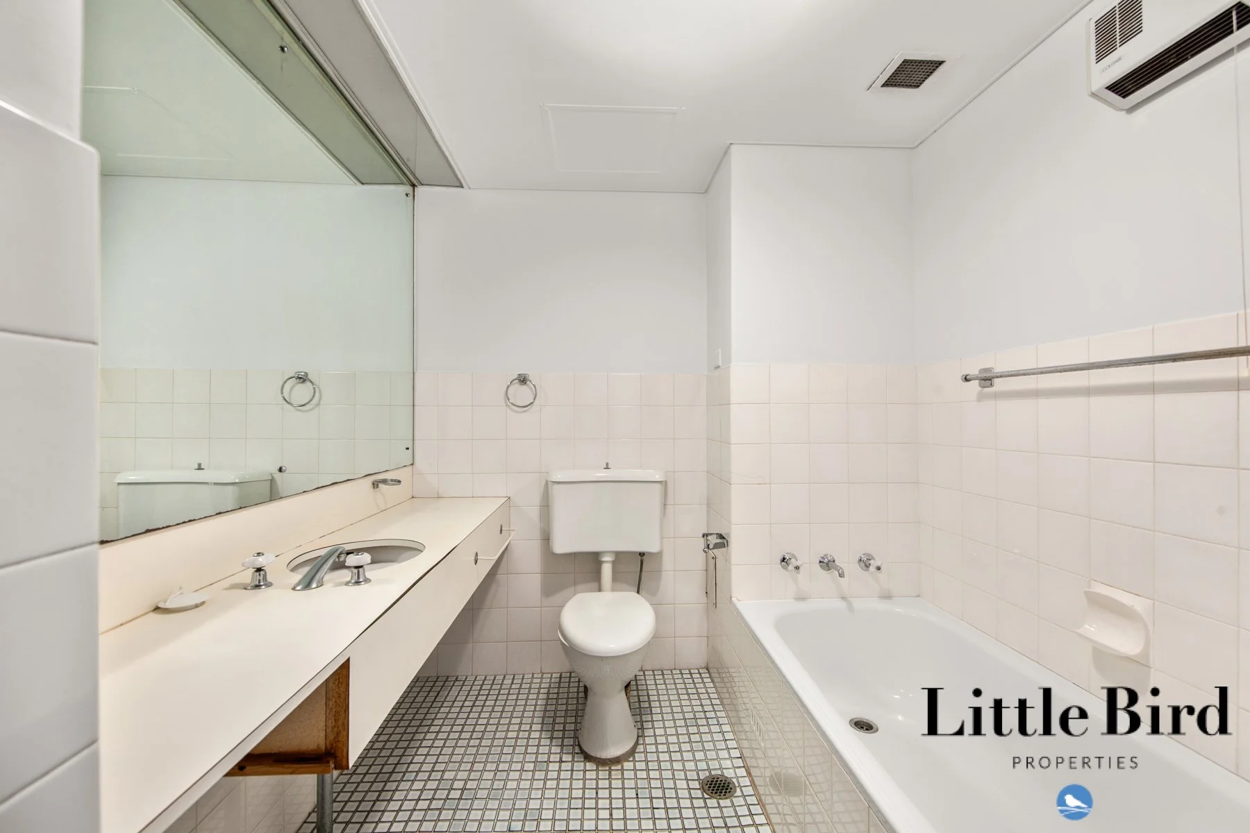 7_8 Giles St Griffith_12.jpg