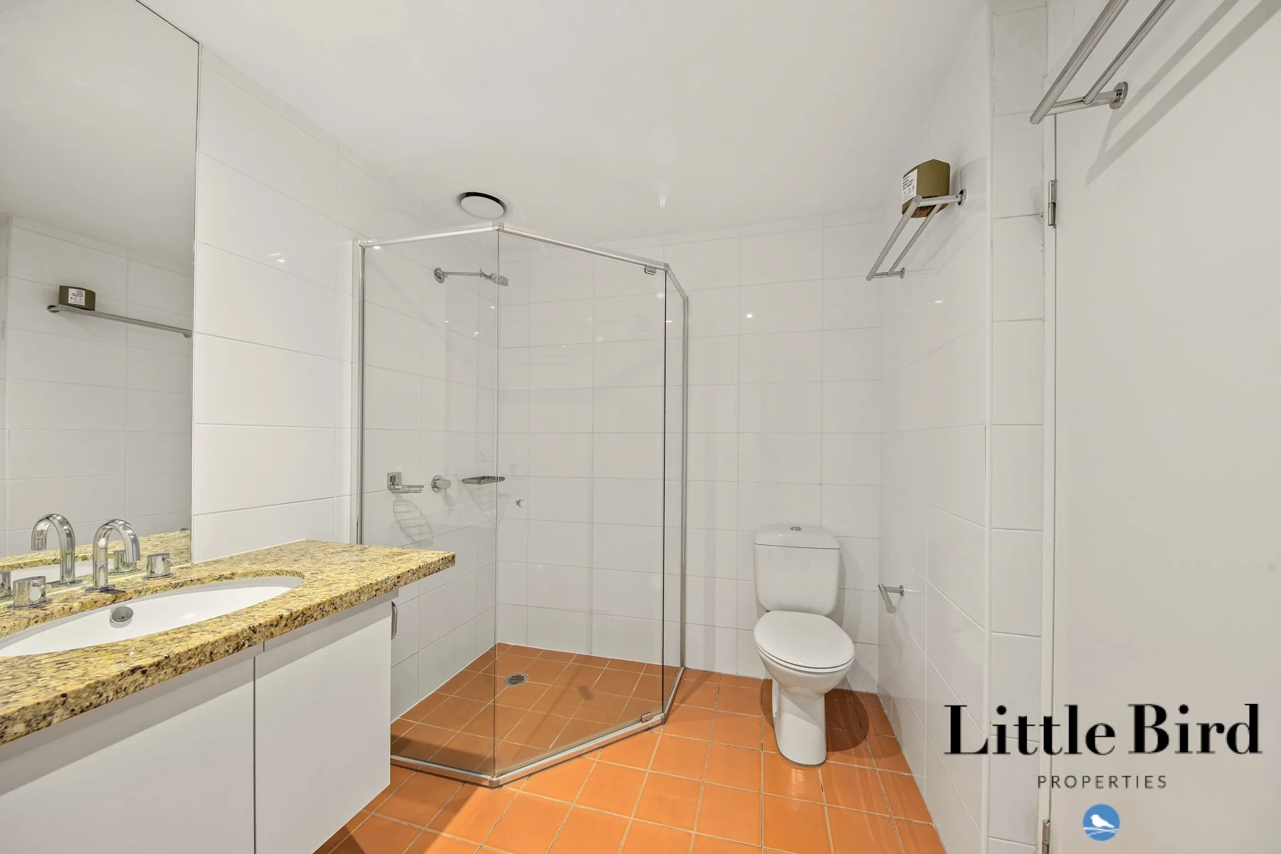 40_47 Blackall St Barton_14.jpg