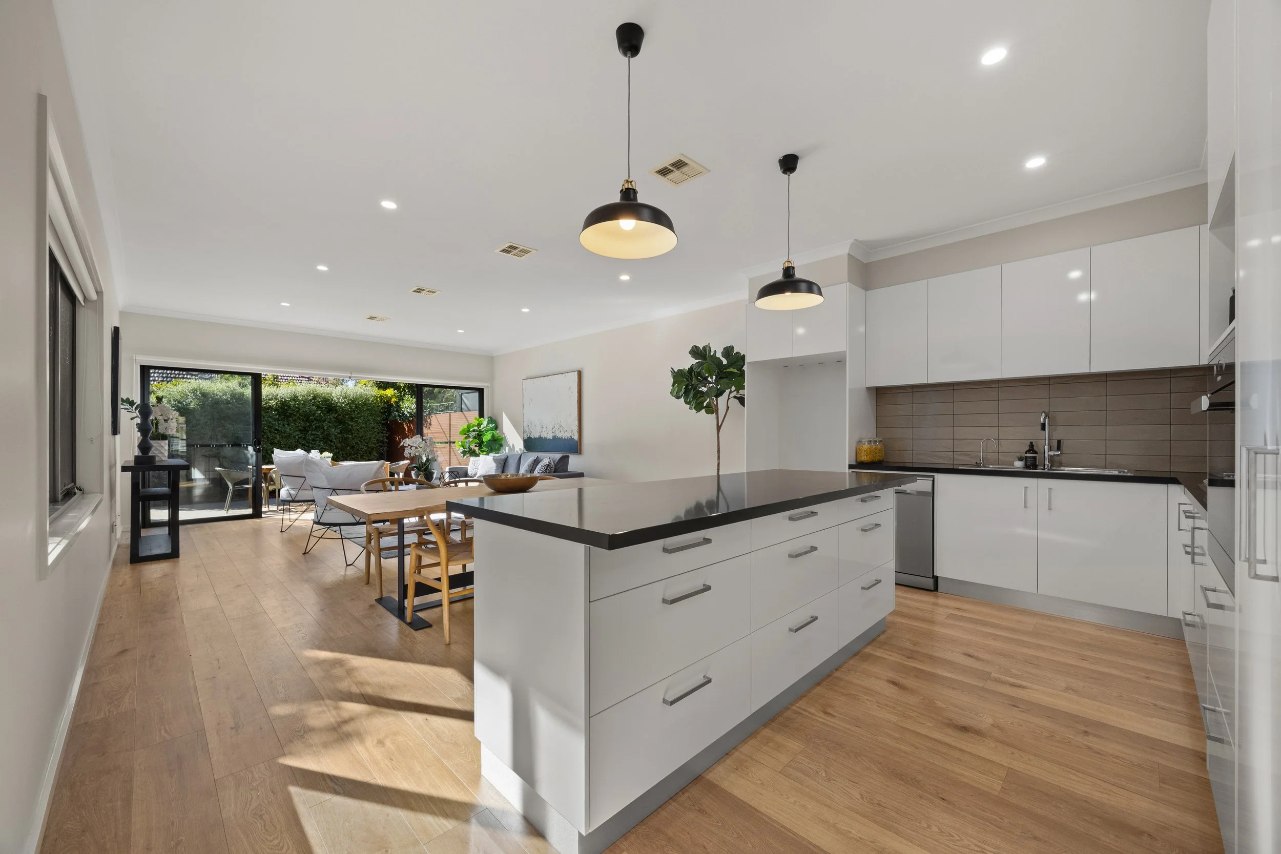 8B Lowanna St, Braddon ACT-012.jpg