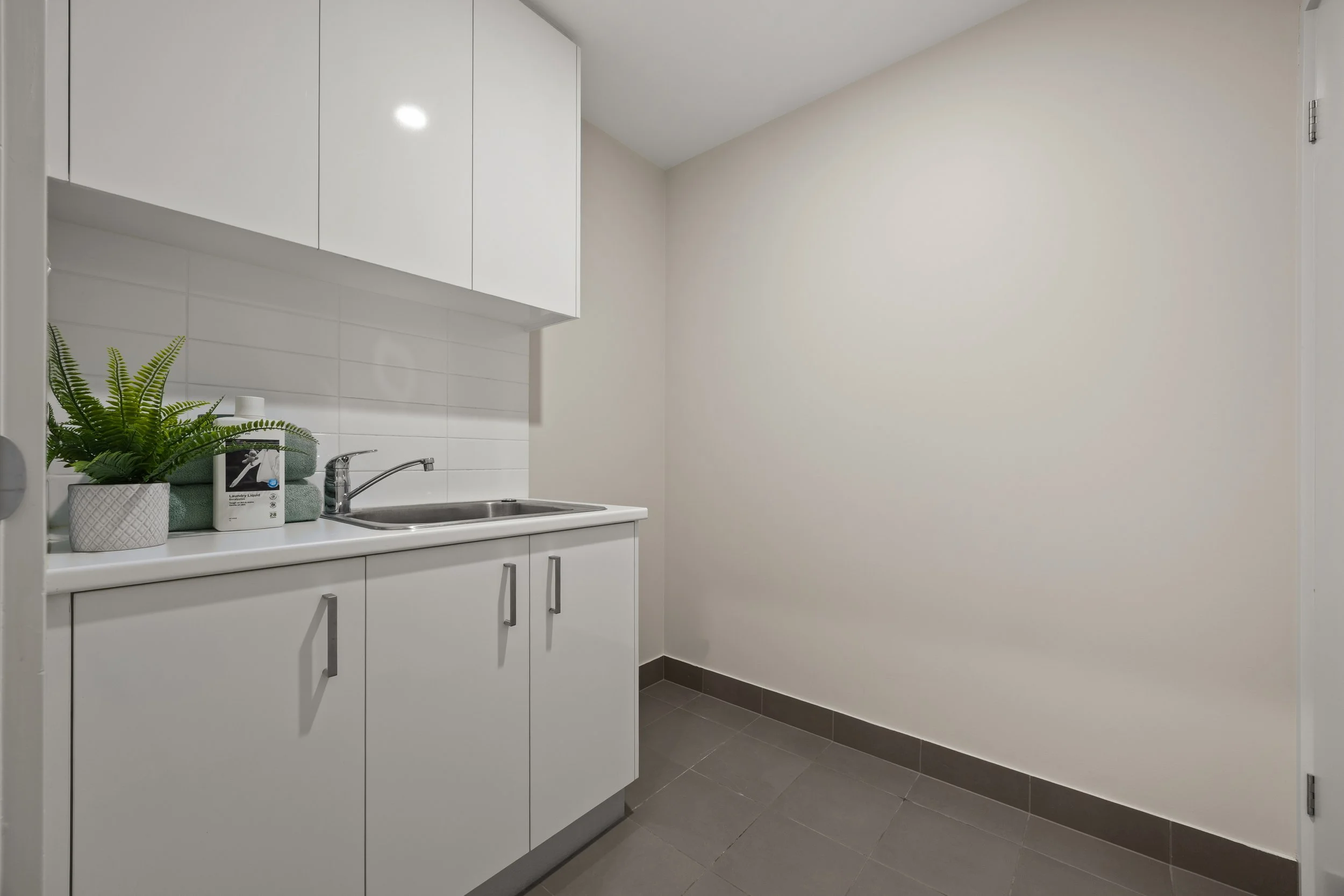 8B Lowanna St, Braddon ACT-006.jpg