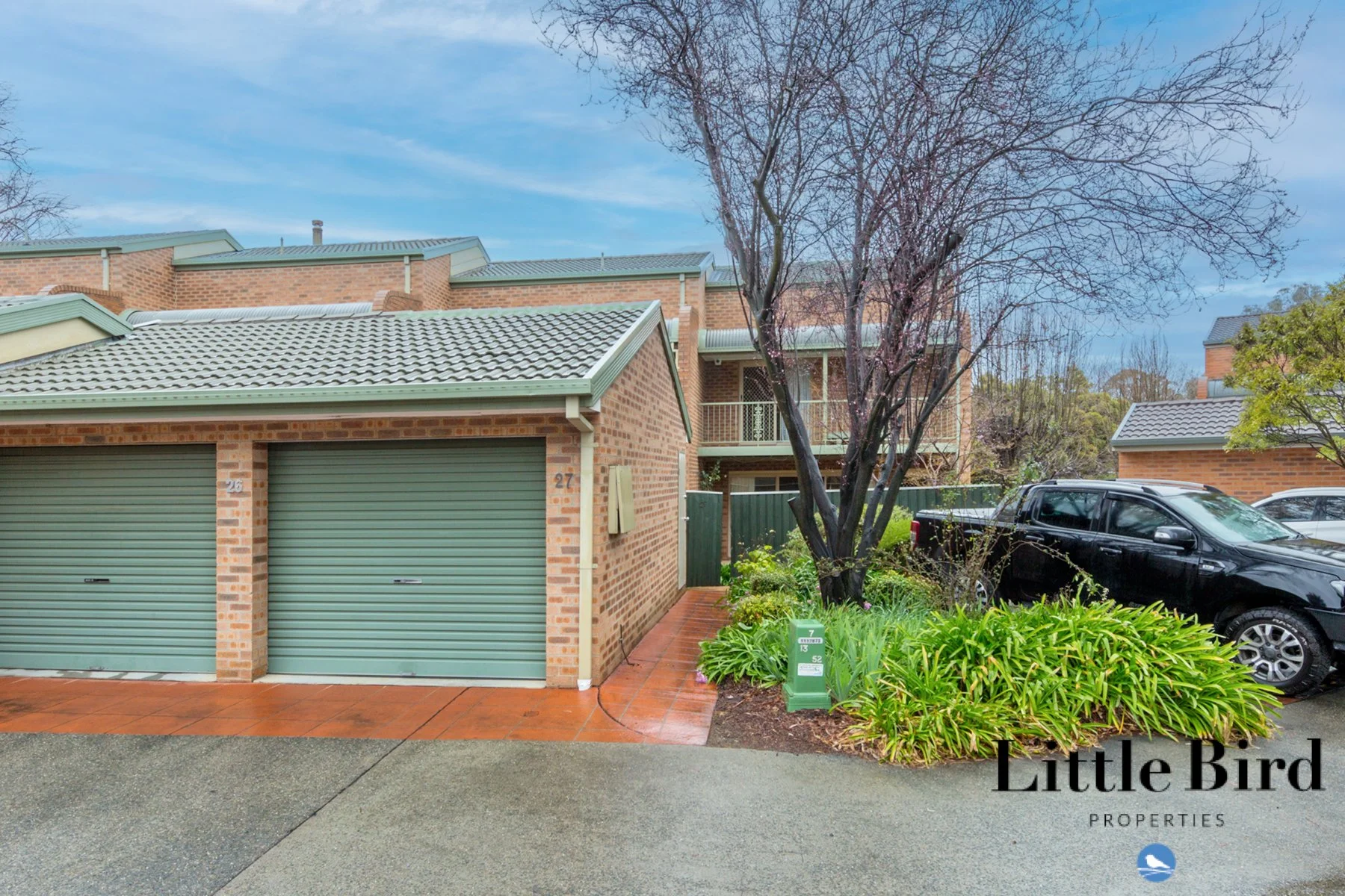 27_60 Copland Dr Evatt_1a.jpg