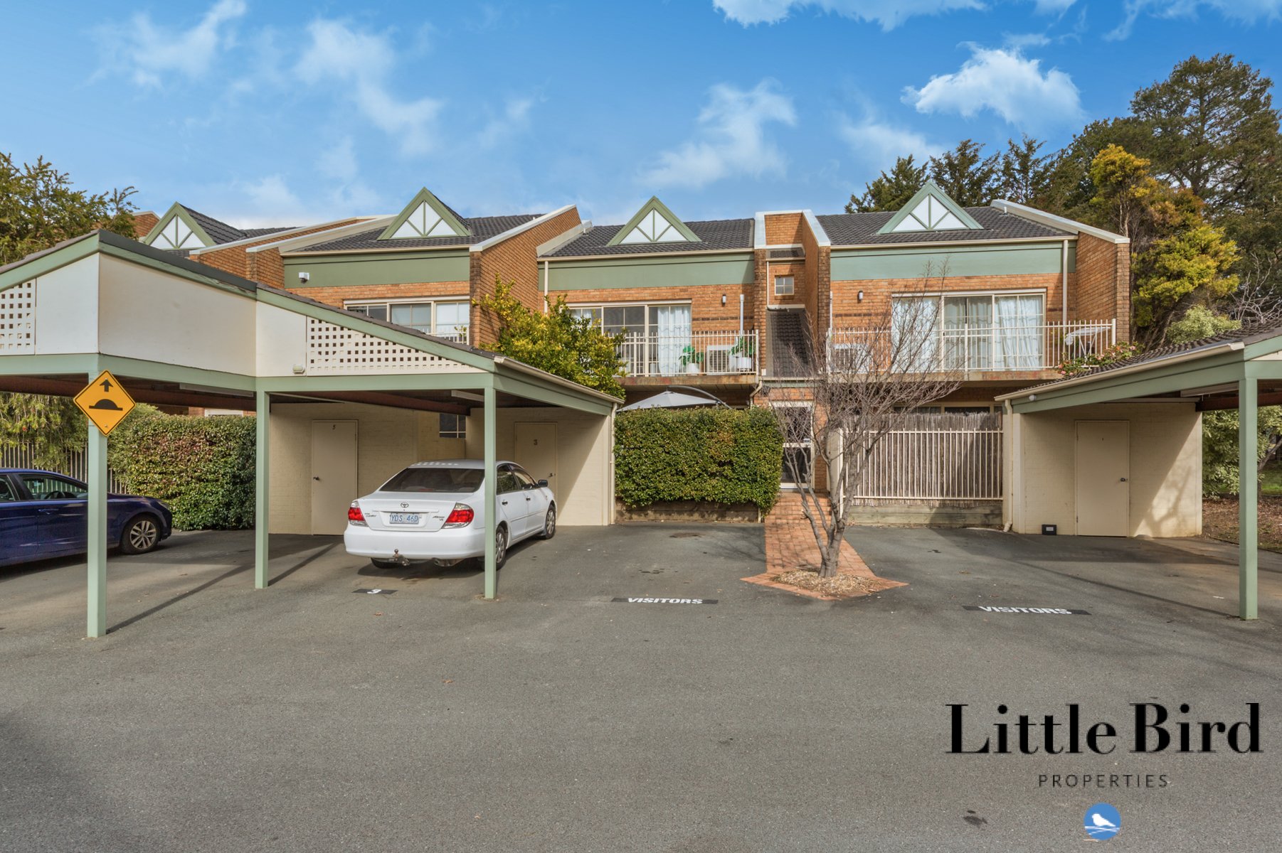4_201 Goyder St Narrabundah_2.jpg