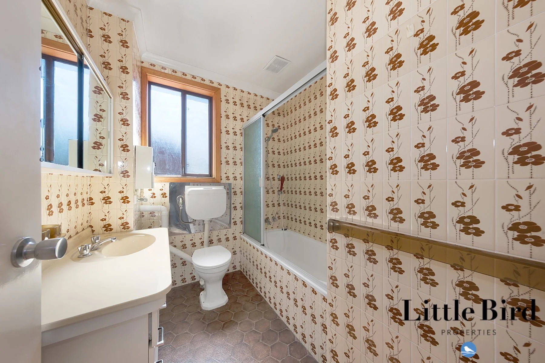 37 De Burgh st Lyneham_16.jpg