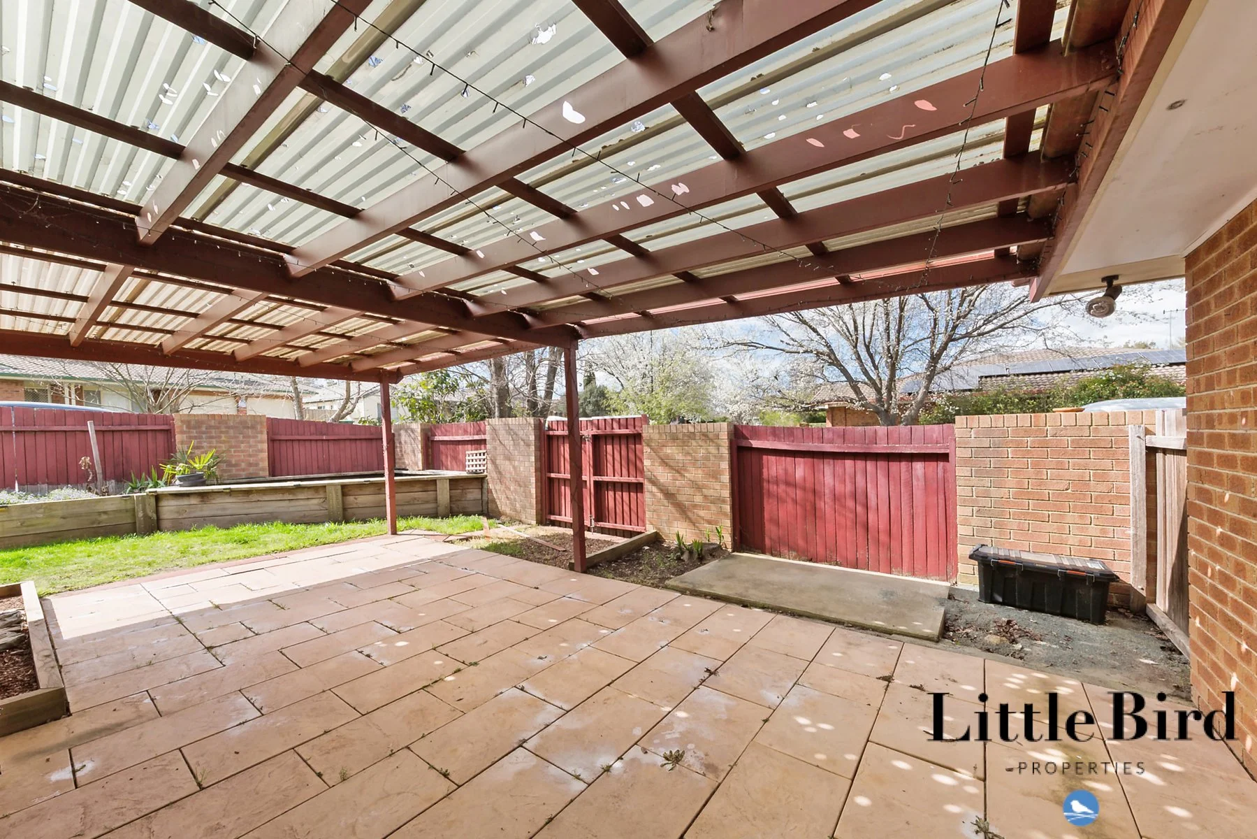 14 Traine Court Amaroo_17.jpg