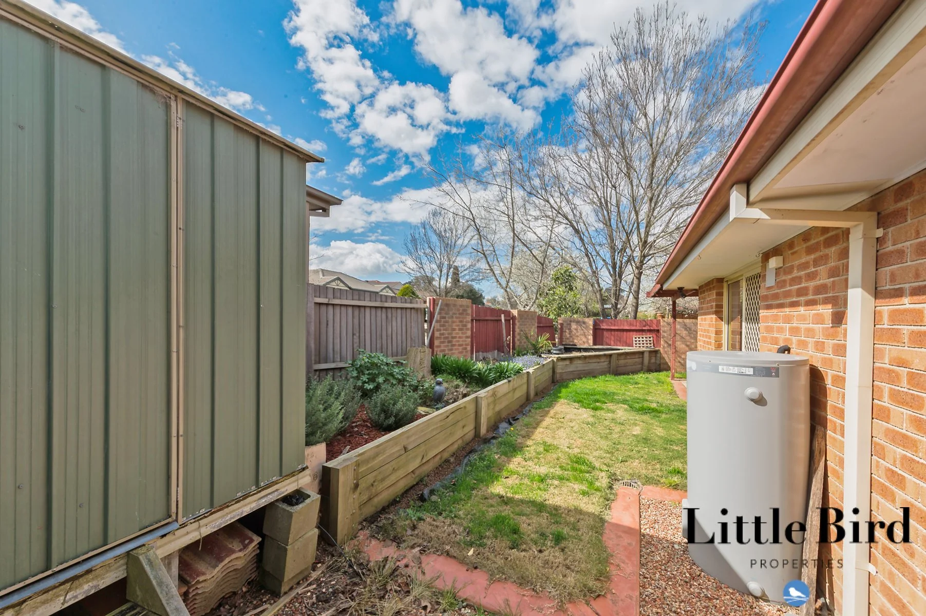 14 Traine Court Amaroo_19.jpg