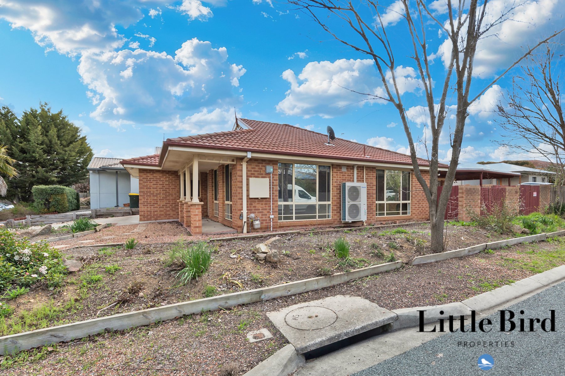 14 Traine Court Amaroo_3.jpg