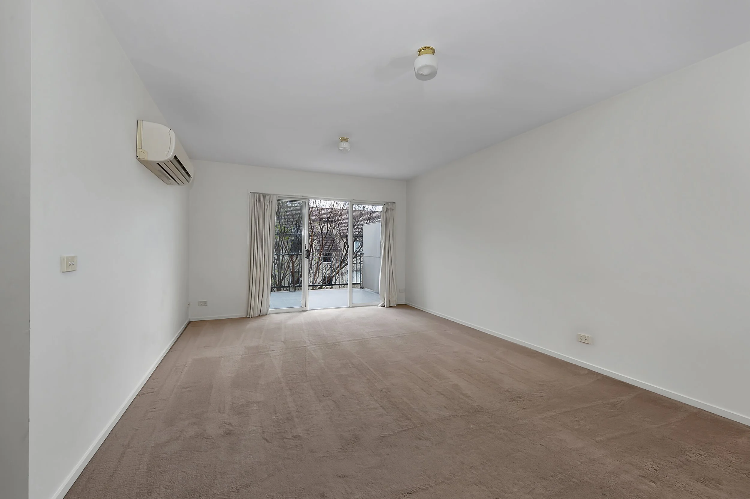 20_52 Bluebell St O'Connor_5.jpg