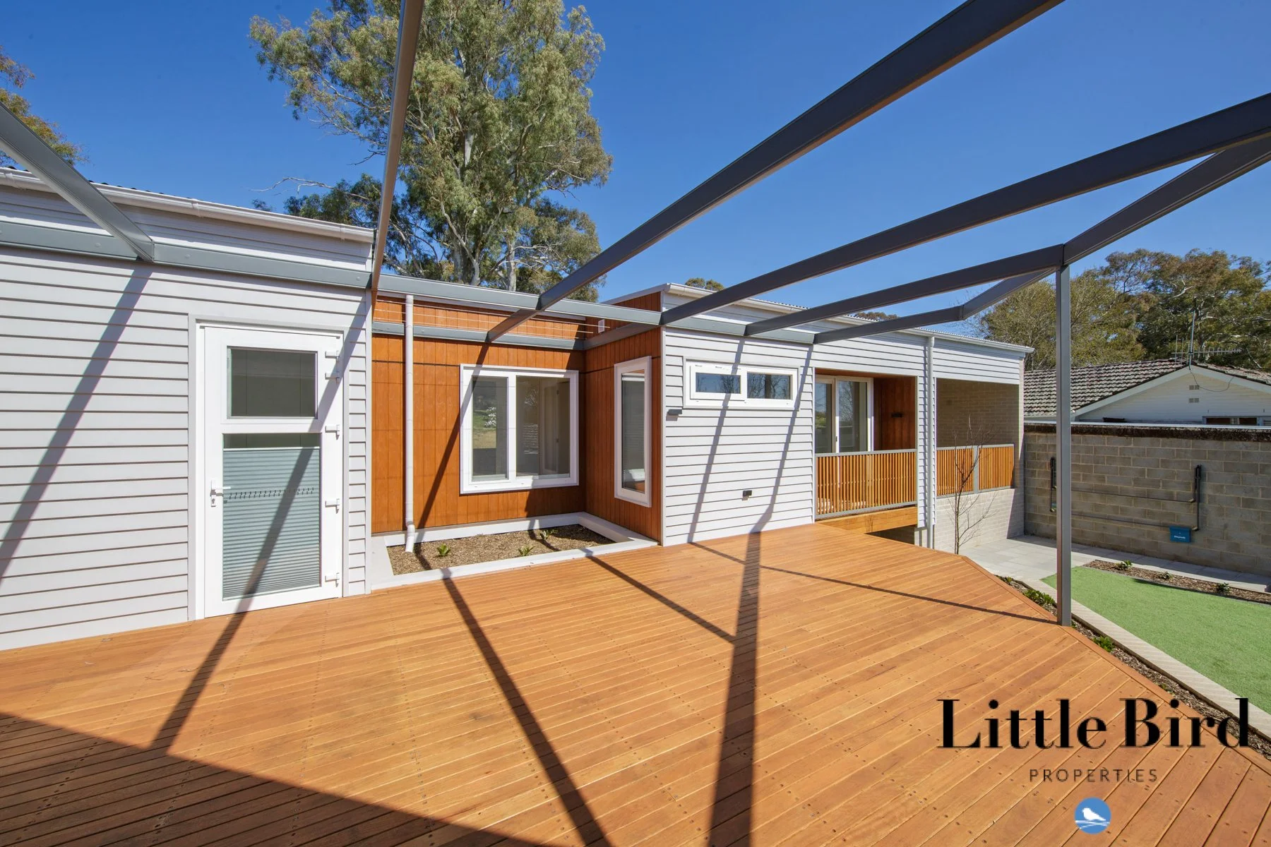 35 Stonehaven Cres Deakin_30.jpg