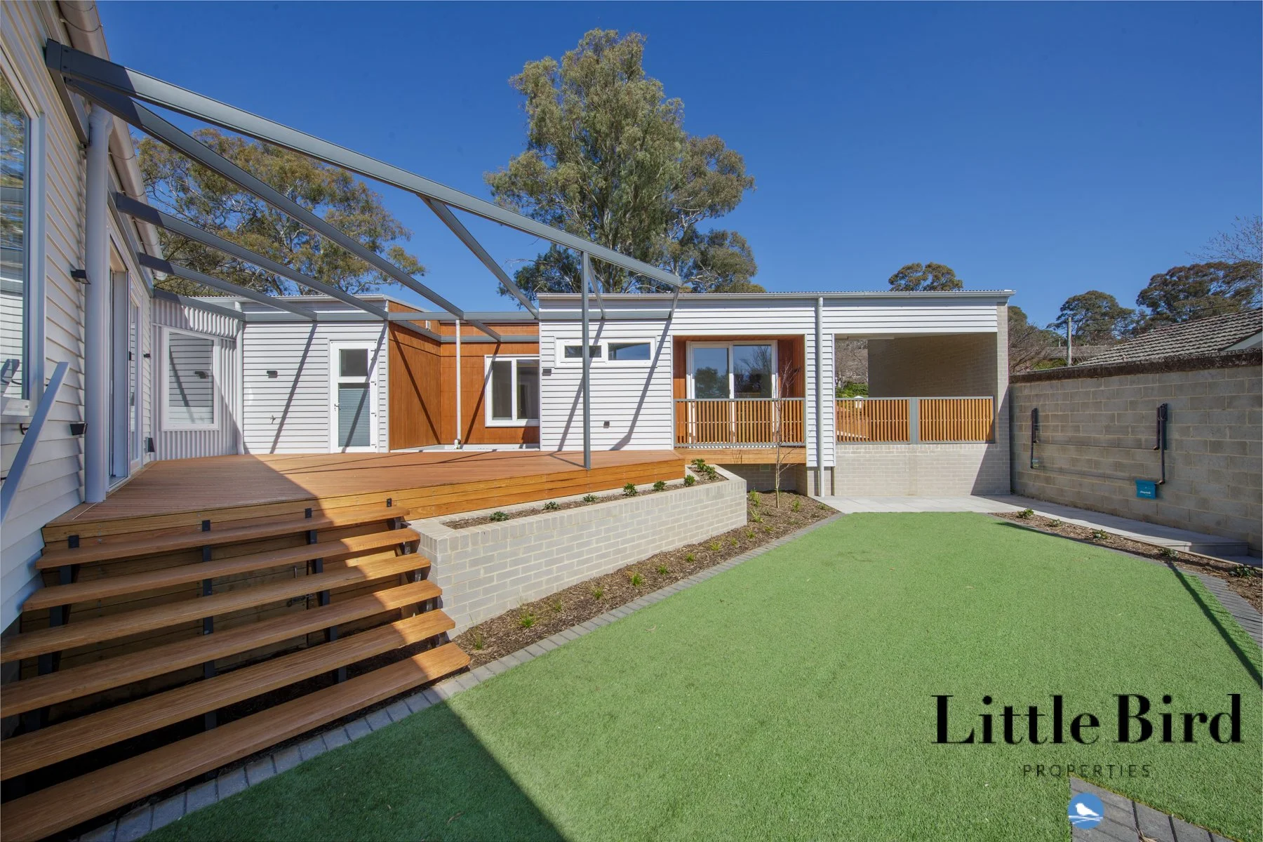 35 Stonehaven Cres Deakin_31.jpg