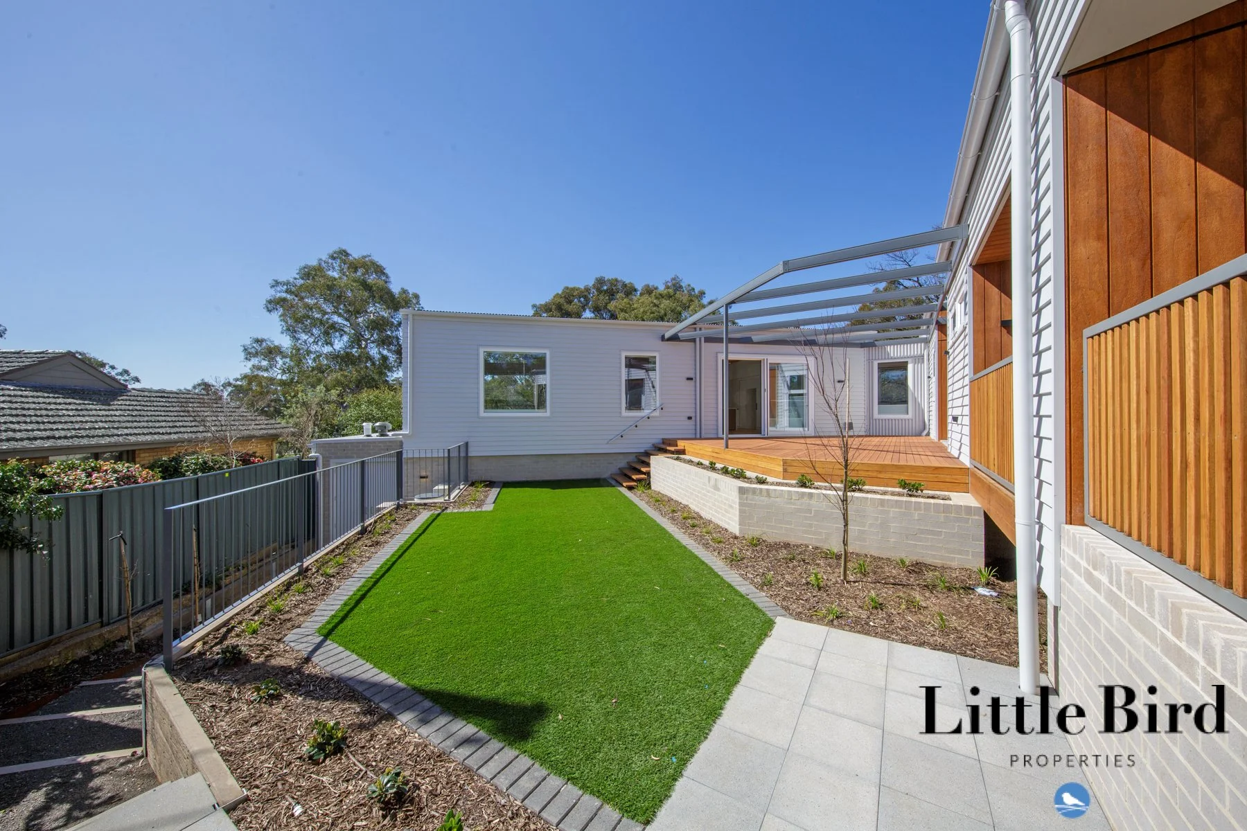 35 Stonehaven Cres Deakin_32.jpg