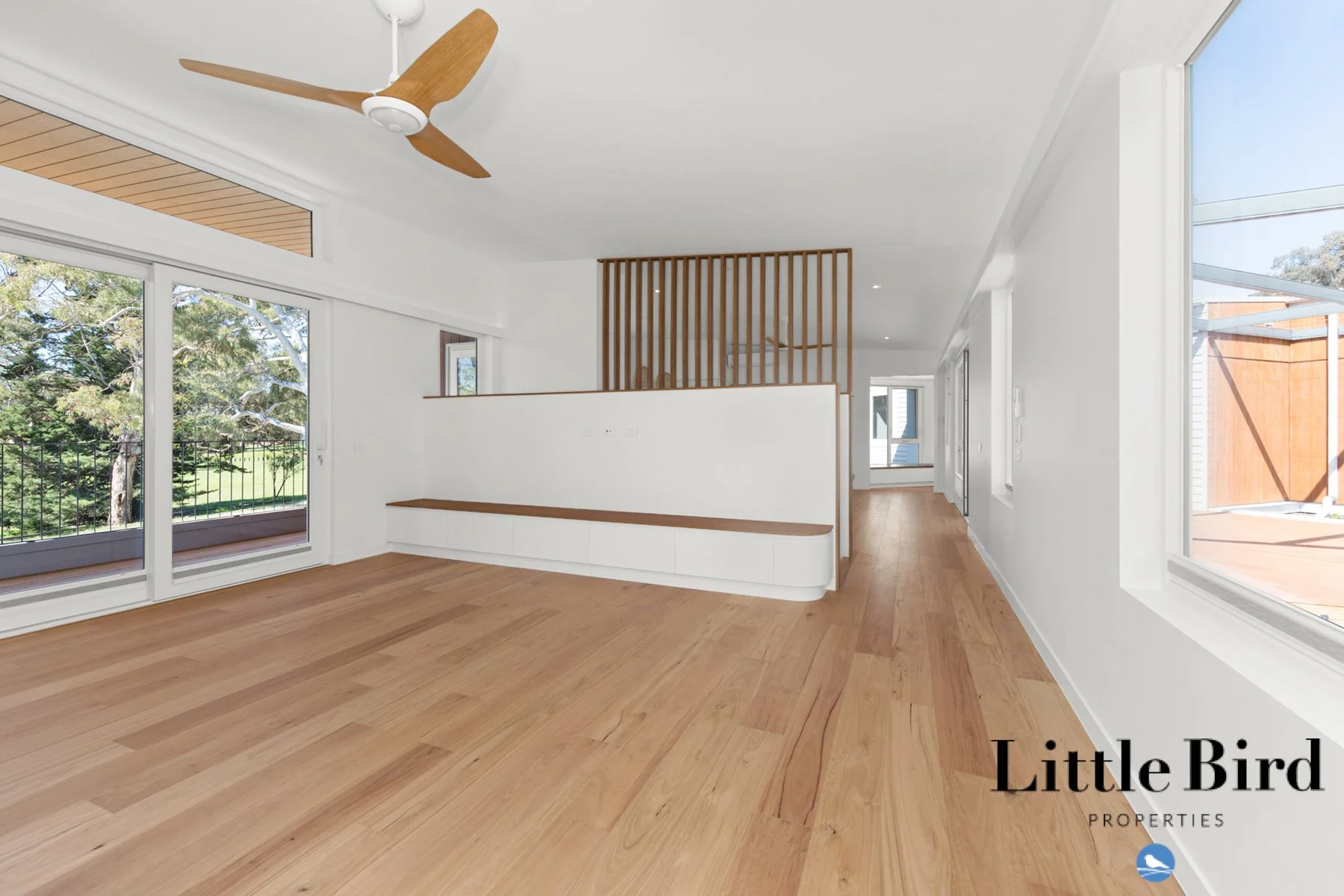 35 Stonehaven Cres Deakin_6.jpg
