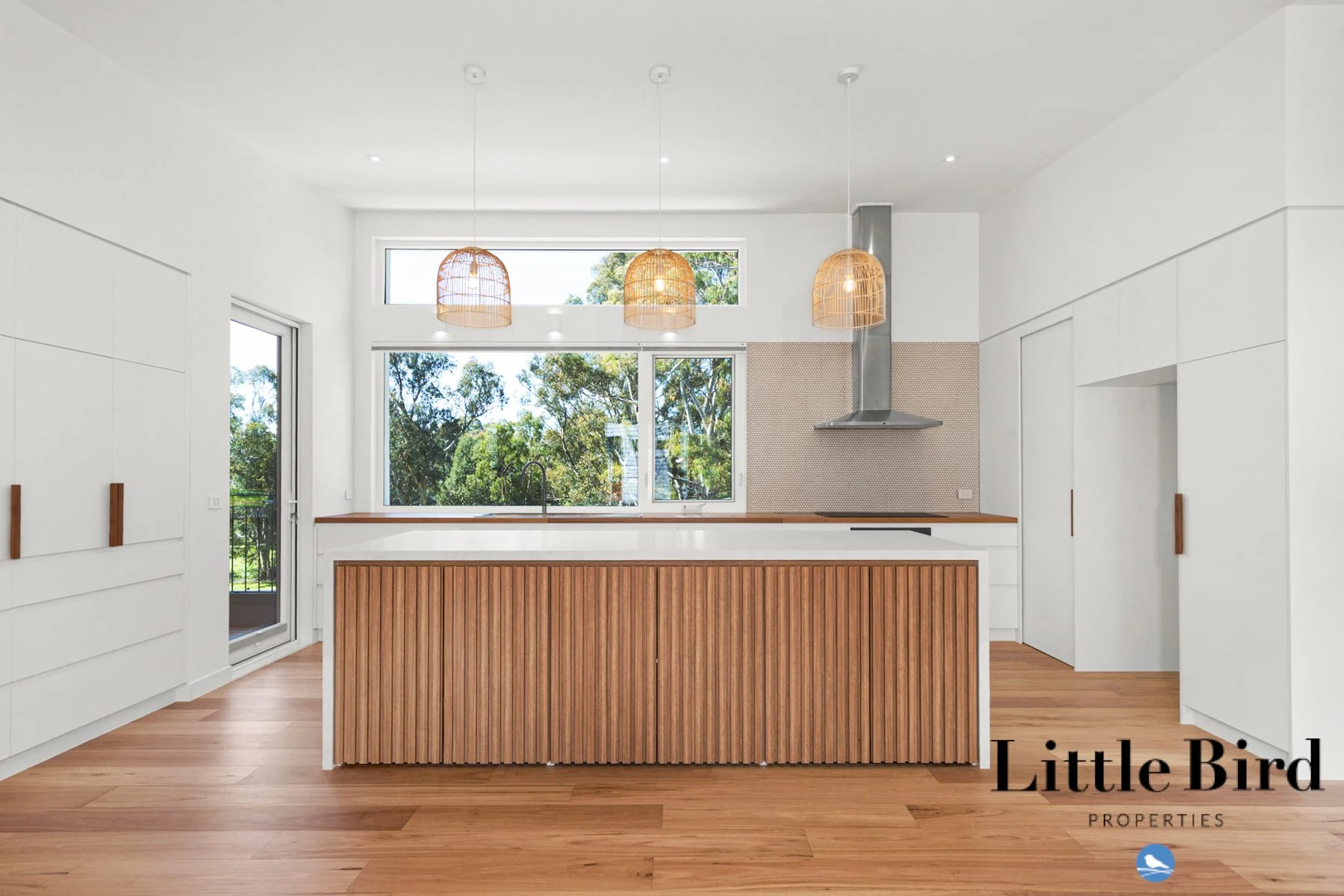 35 Stonehaven Cres Deakin_9.jpg