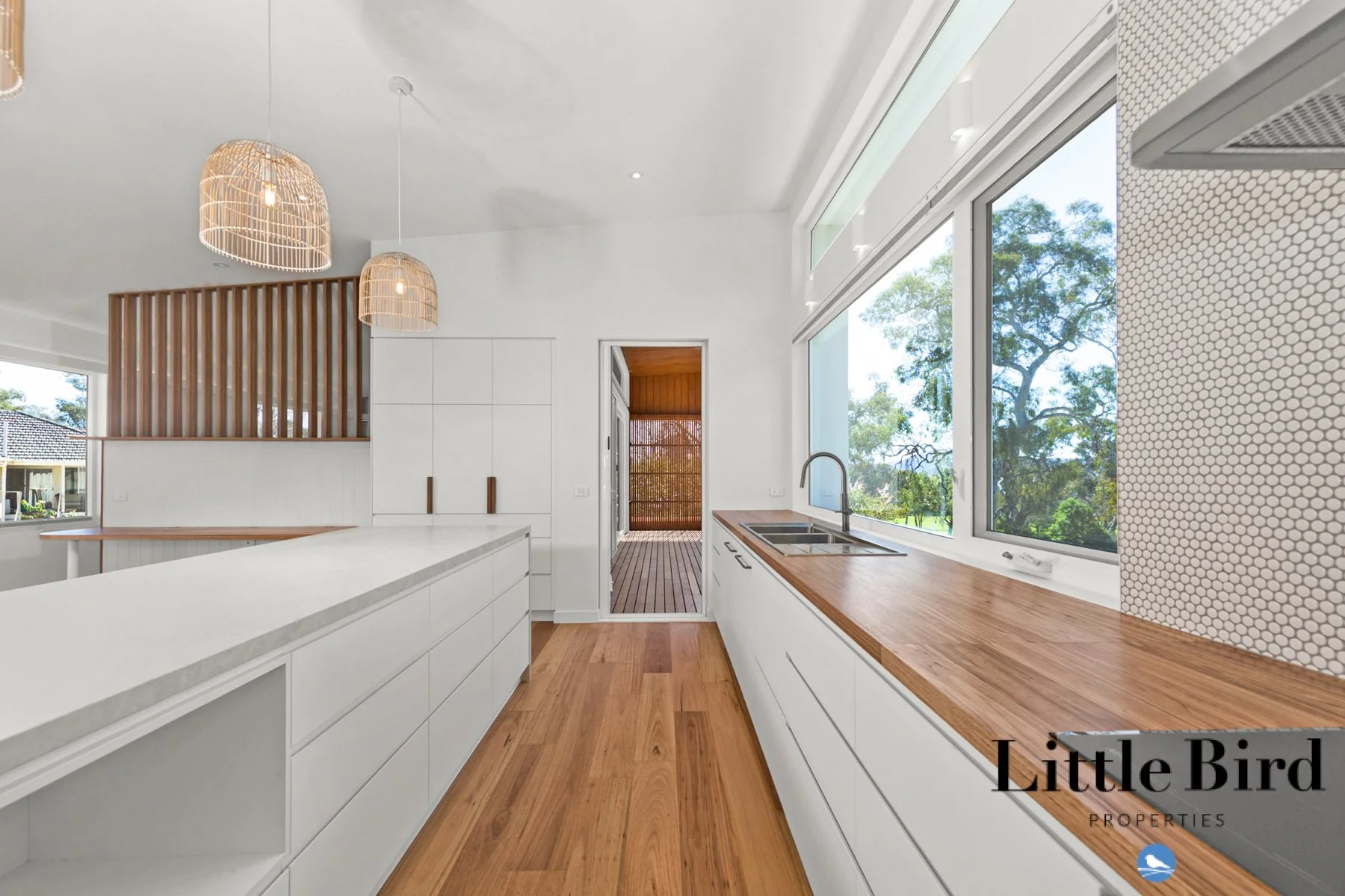35 Stonehaven Cres Deakin_11.jpg