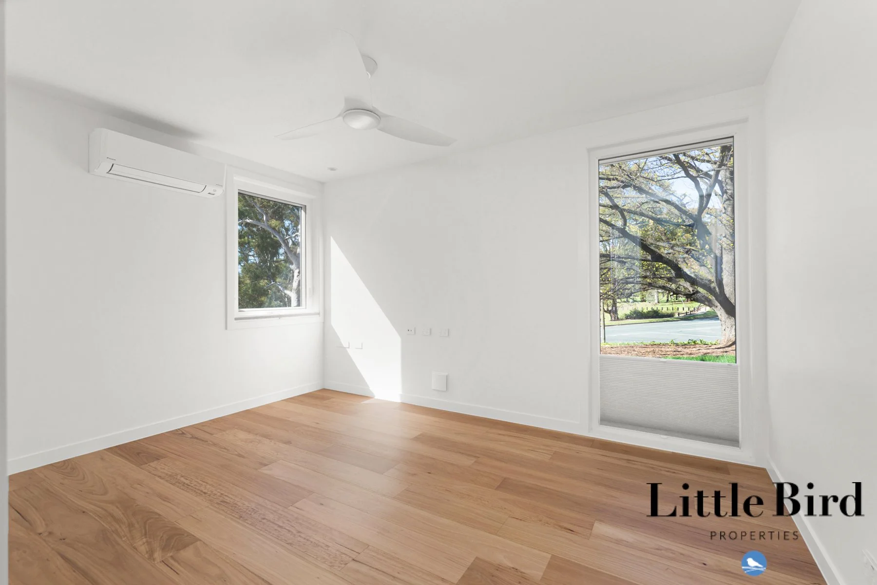 35 Stonehaven Cres Deakin_13.jpg